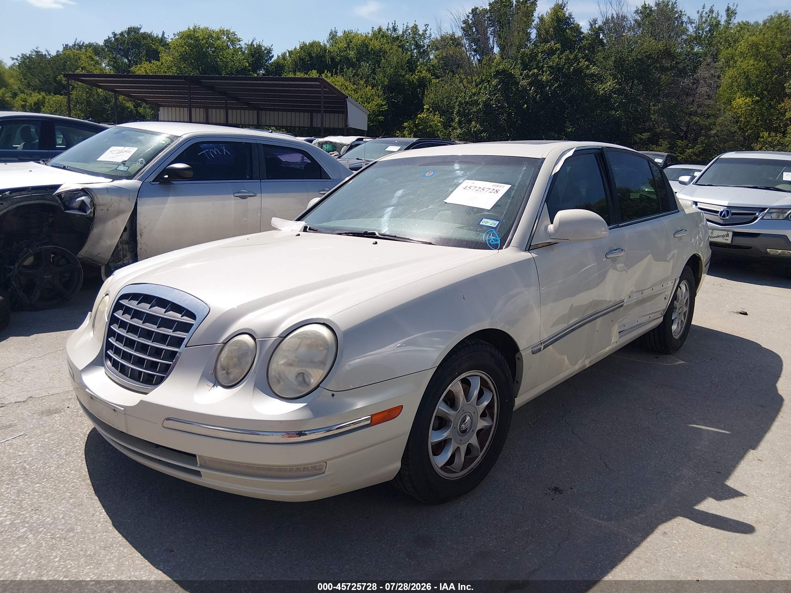 2005 Kia Amanti   Cream vin: KNALD124855061272