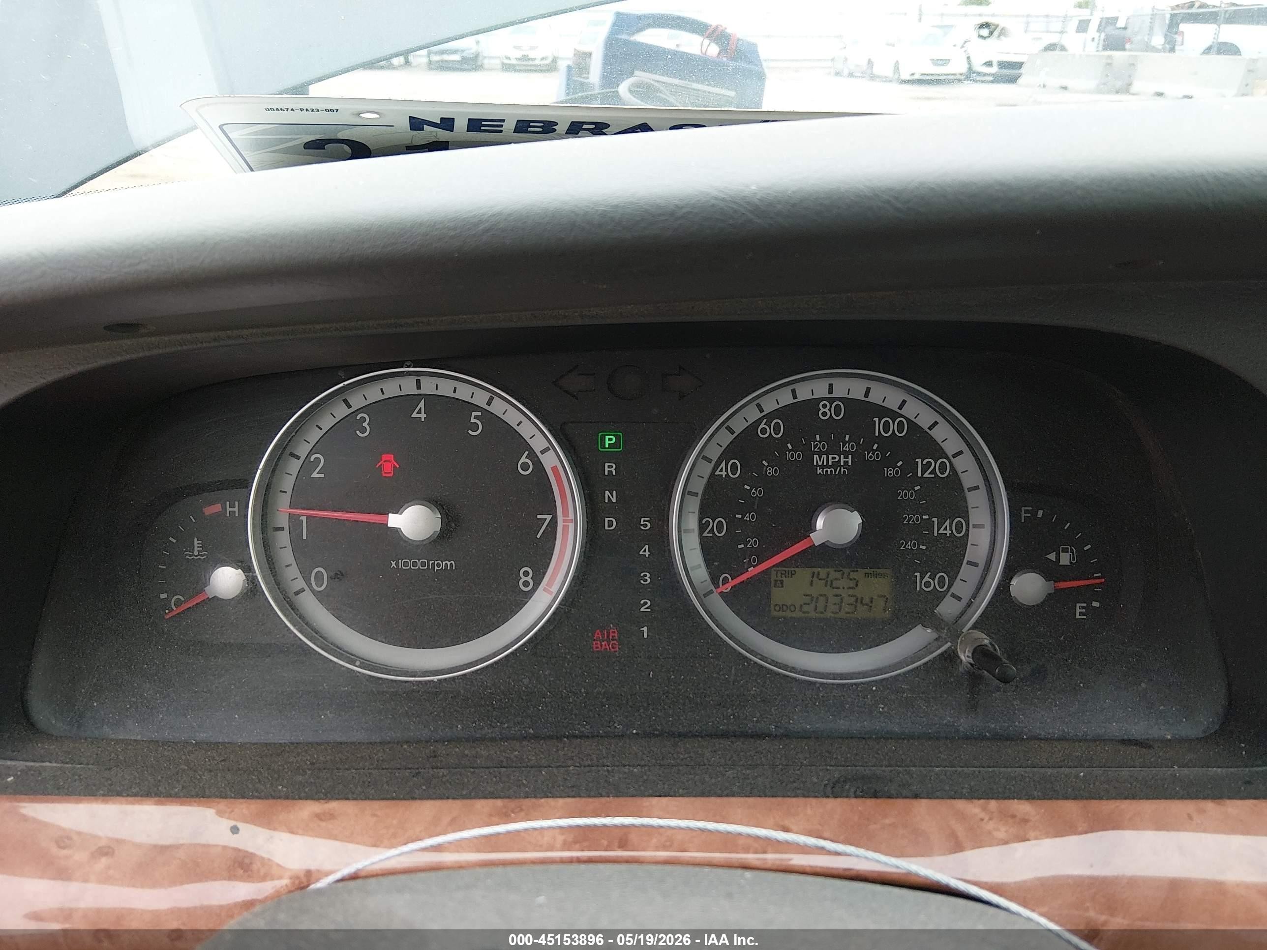 2005 Kia Amanti   Gray vin: KNALD124X55071771