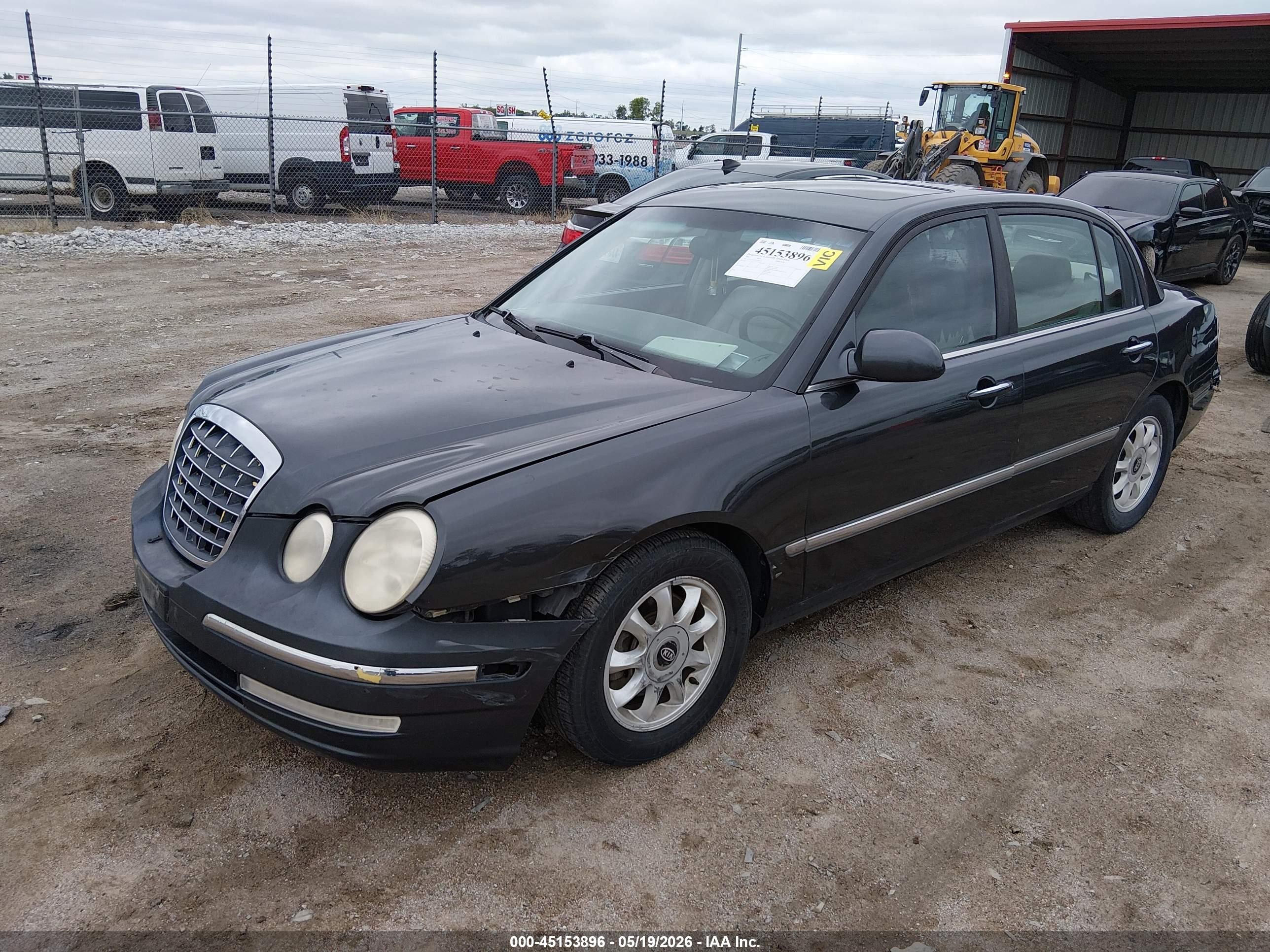 2005 Kia Amanti   Gray vin: KNALD124X55071771
