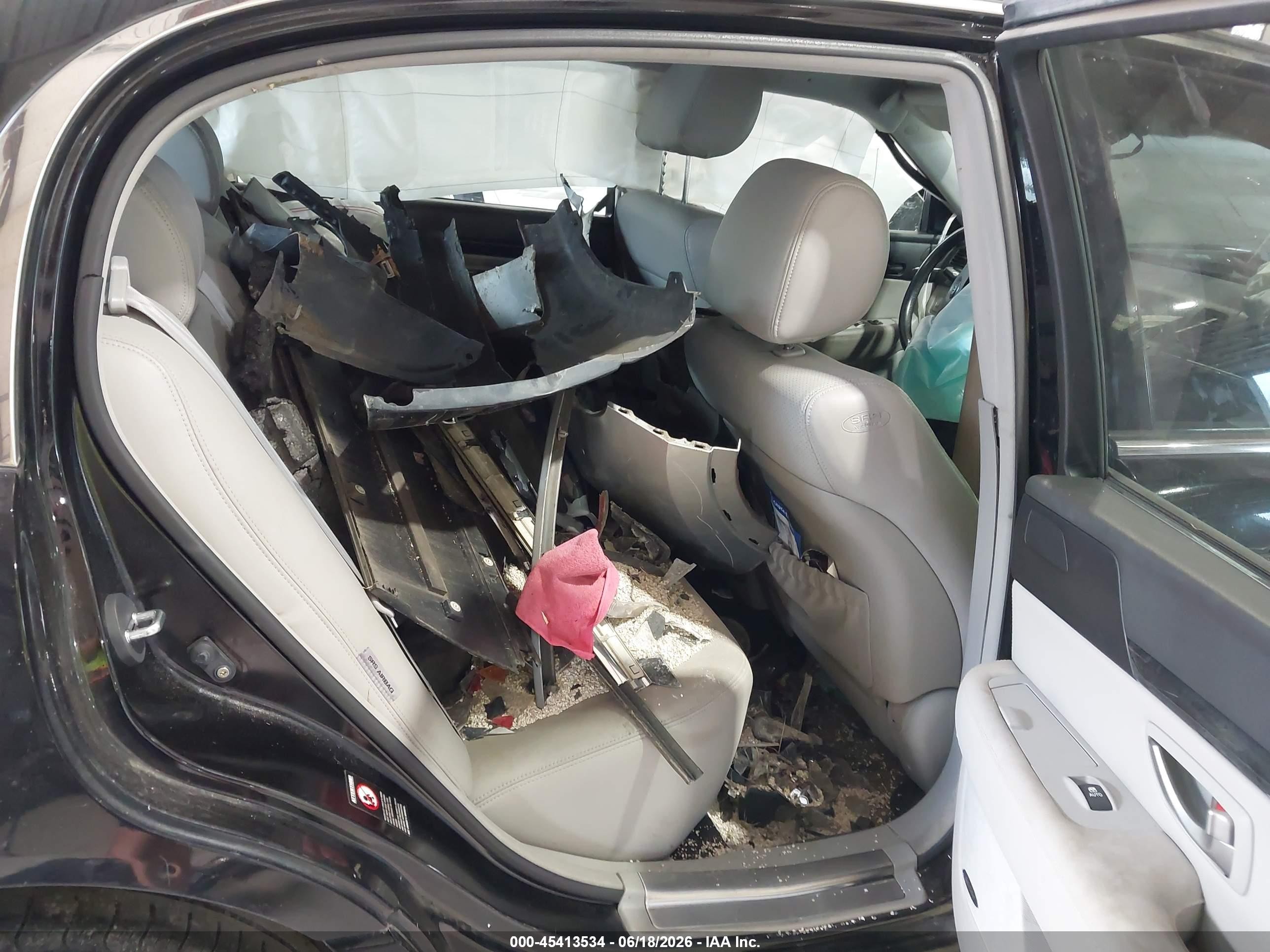2008 Kia Amanti   Black vin: KNALD125085167258