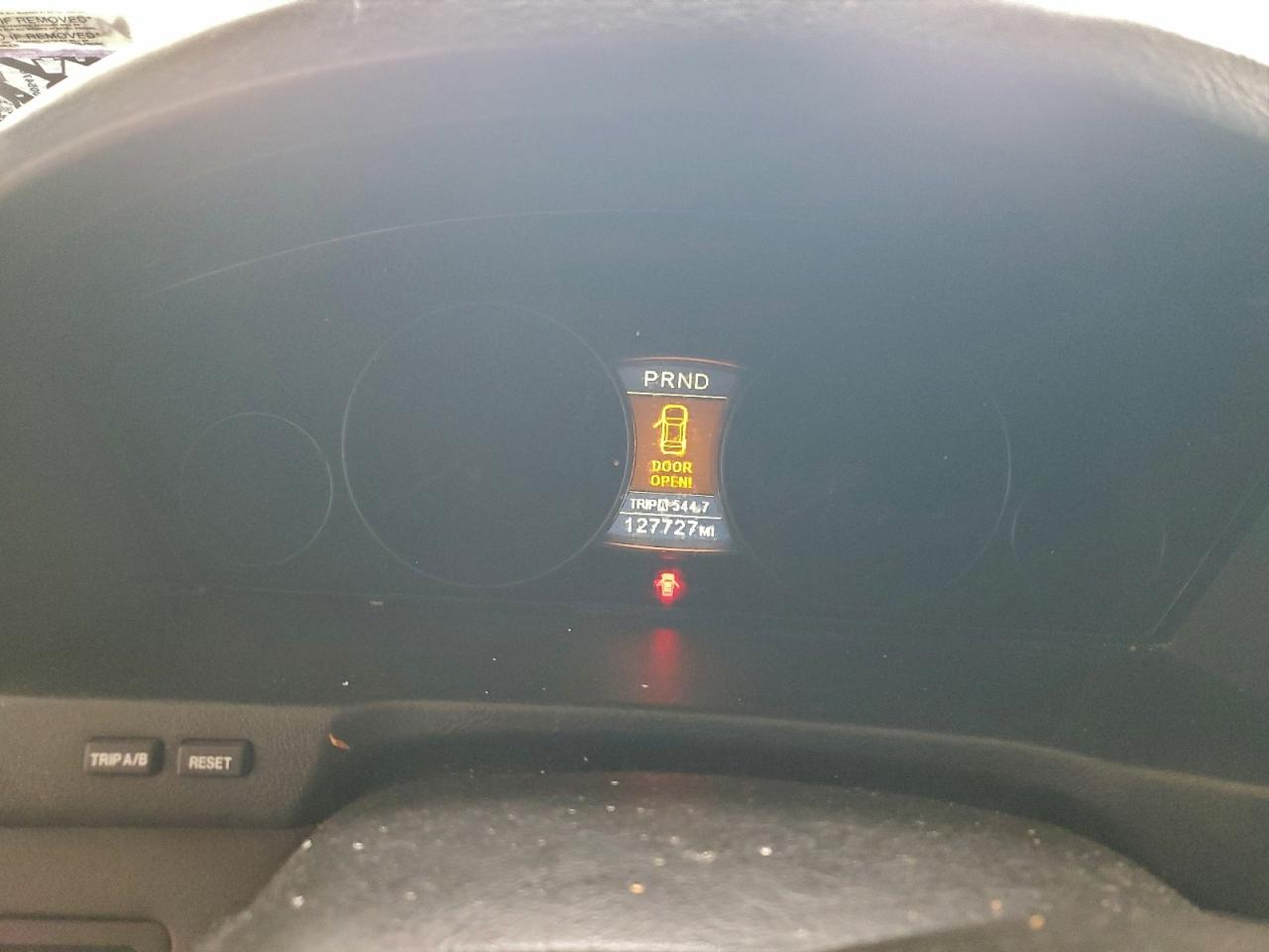 2008 Kia Amanti Gray vin: KNALD125185168595