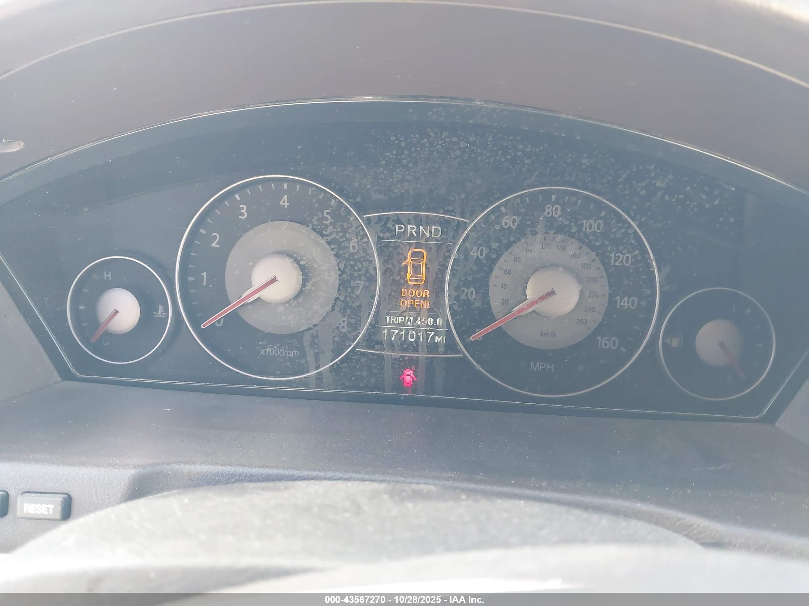 2008 Kia Amanti   Gold vin: KNALD125285151434