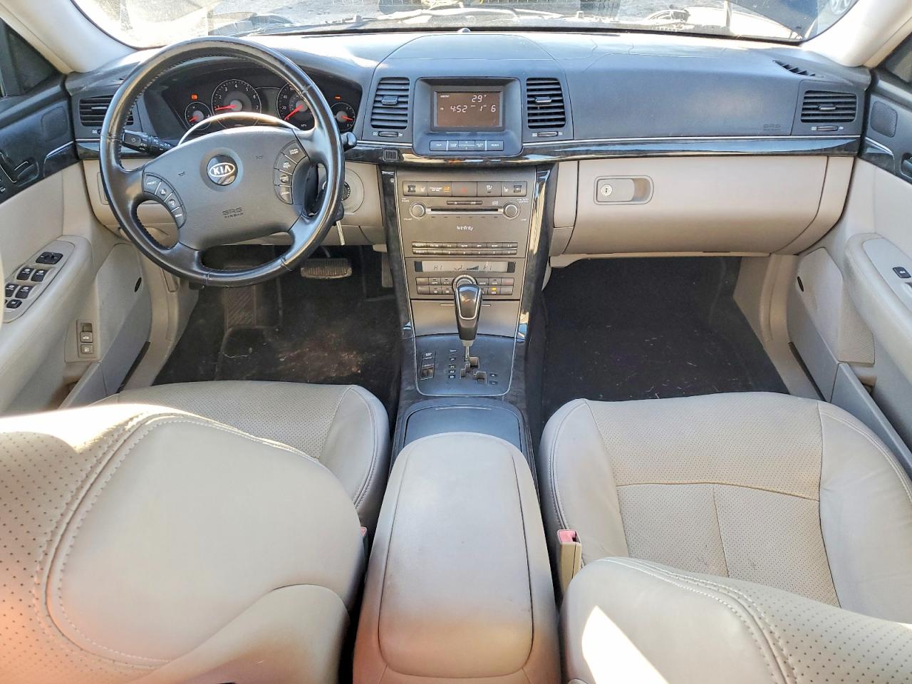2008 Kia Amanti Black vin: KNALD125285164376