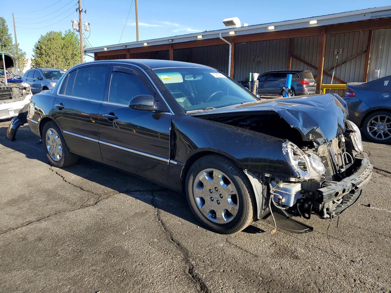 2008 Kia Amanti Base Black vin: KNALD125285165611