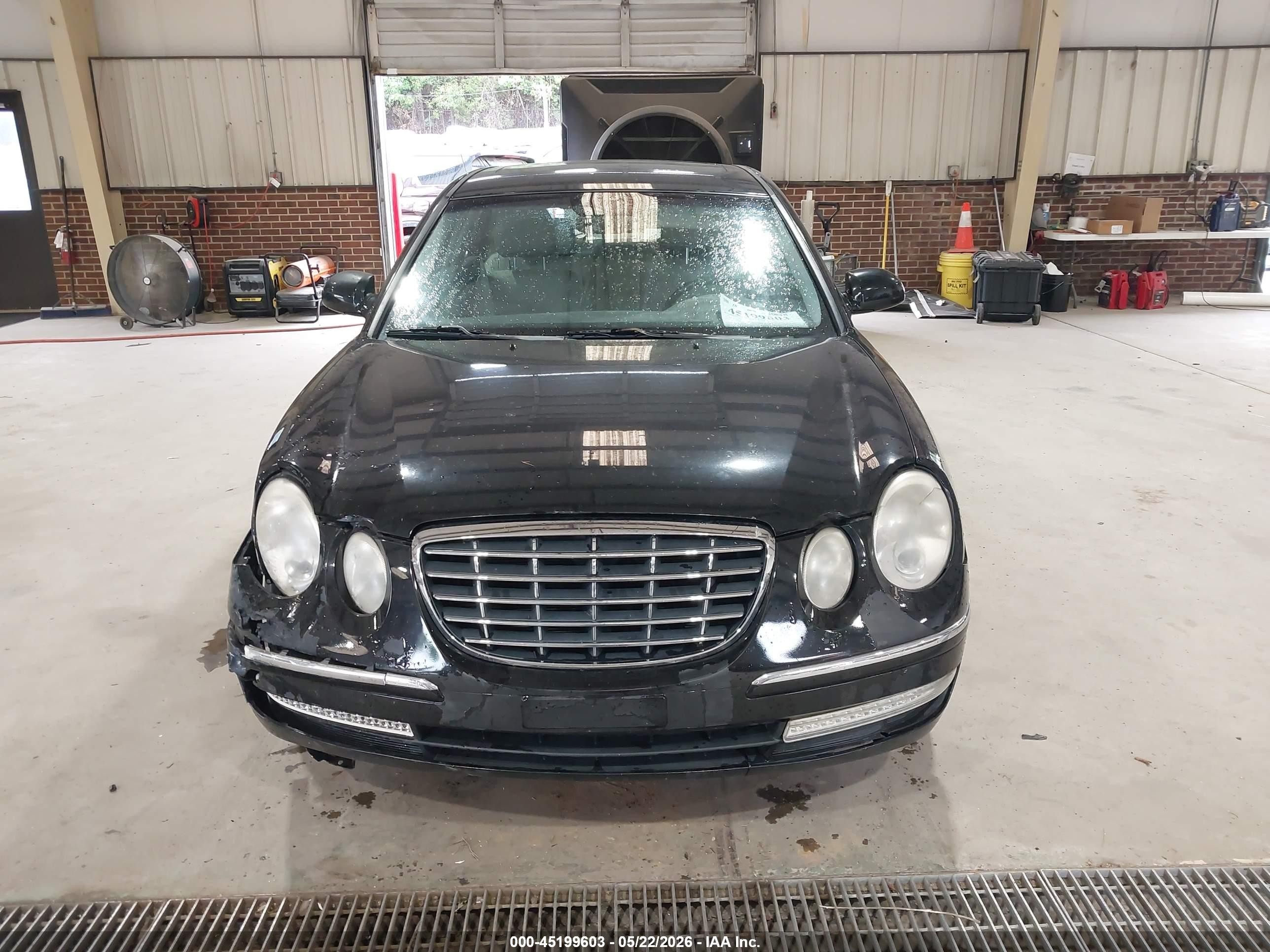 2008 Kia Amanti   Black vin: KNALD125285166211