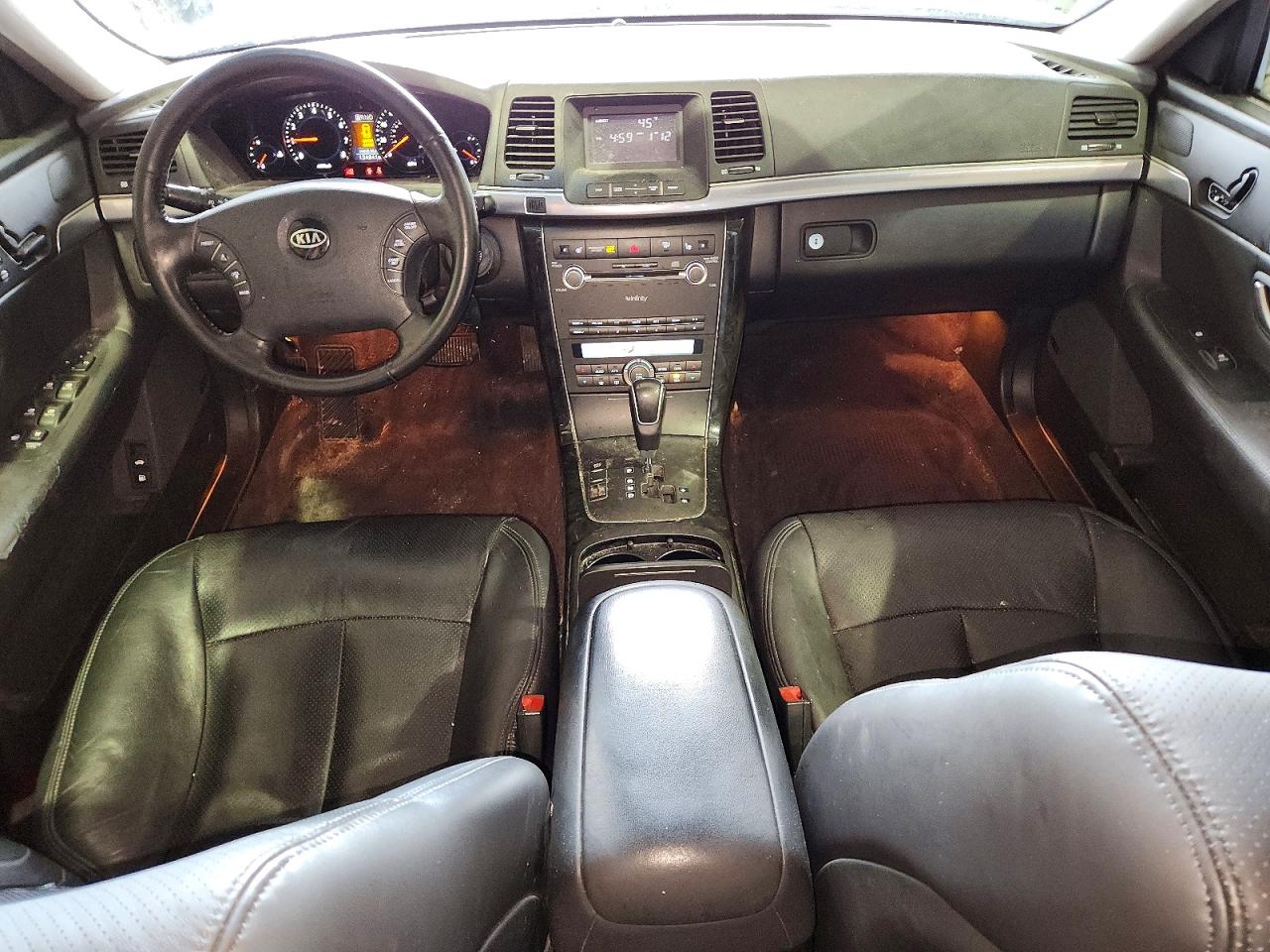 2008 Kia Amanti Silver vin: KNALD125285166628