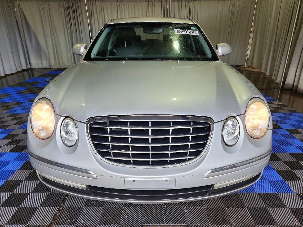 2008 Kia Amanti Silver vin: KNALD125285166628