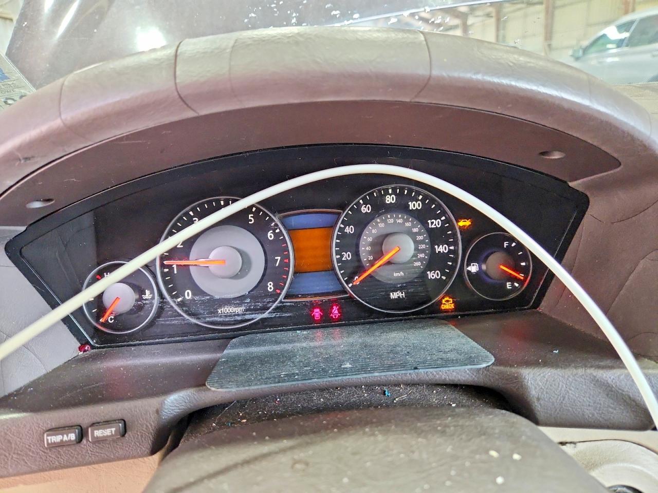 2008 Kia Amanti Base Burgundy vin: KNALD125385143570