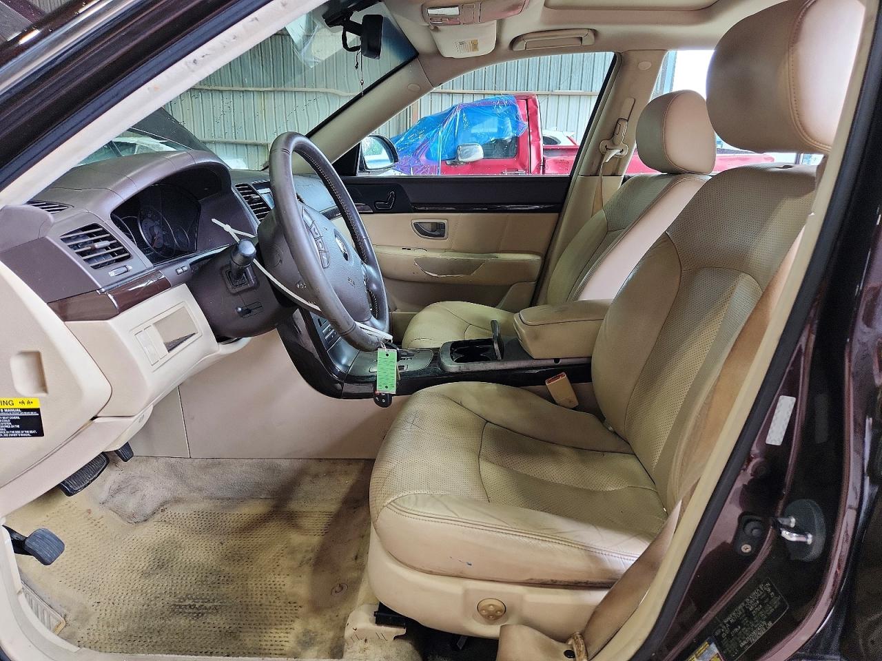 2008 Kia Amanti Base Burgundy vin: KNALD125385143570