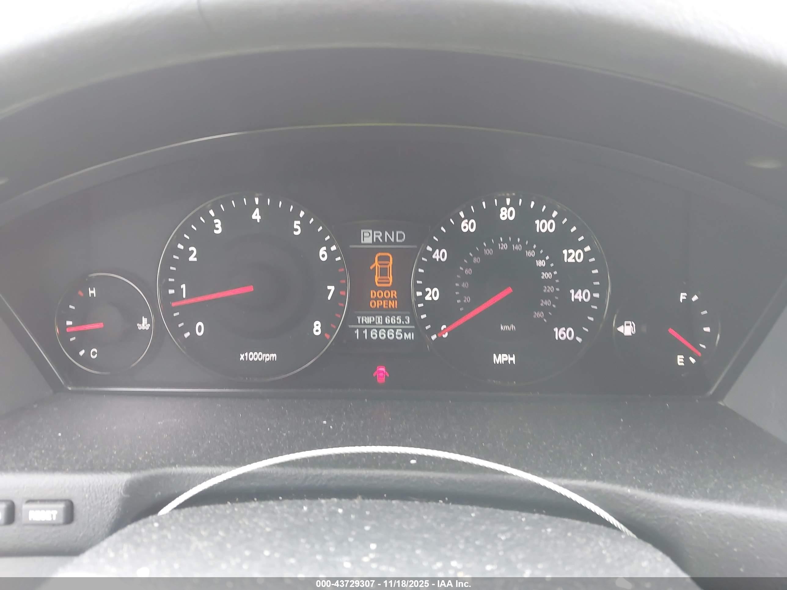 2008 Kia Amanti   Silver vin: KNALD125385144007