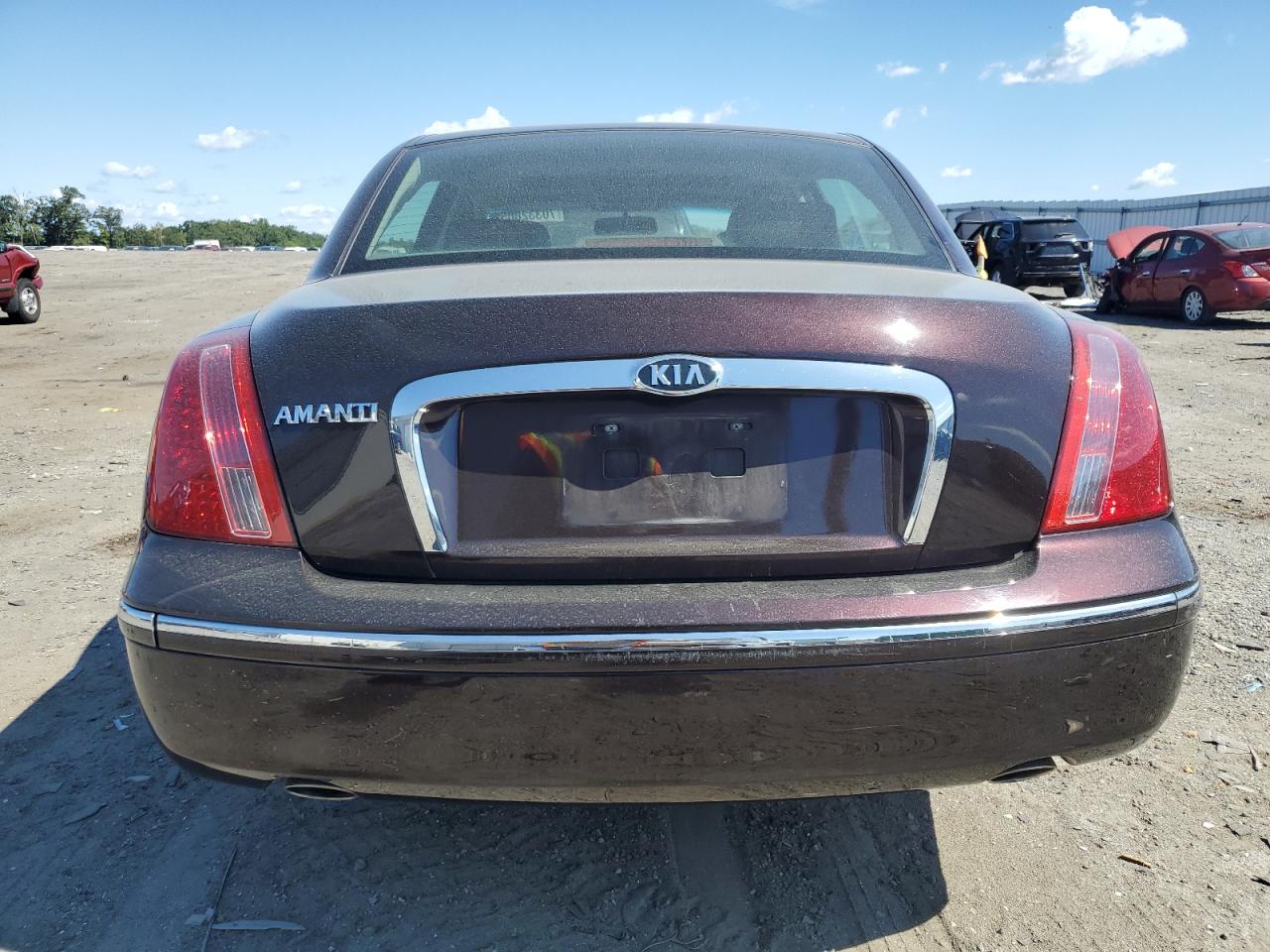 2008 Kia Amanti Maroon vin: KNALD125485150902