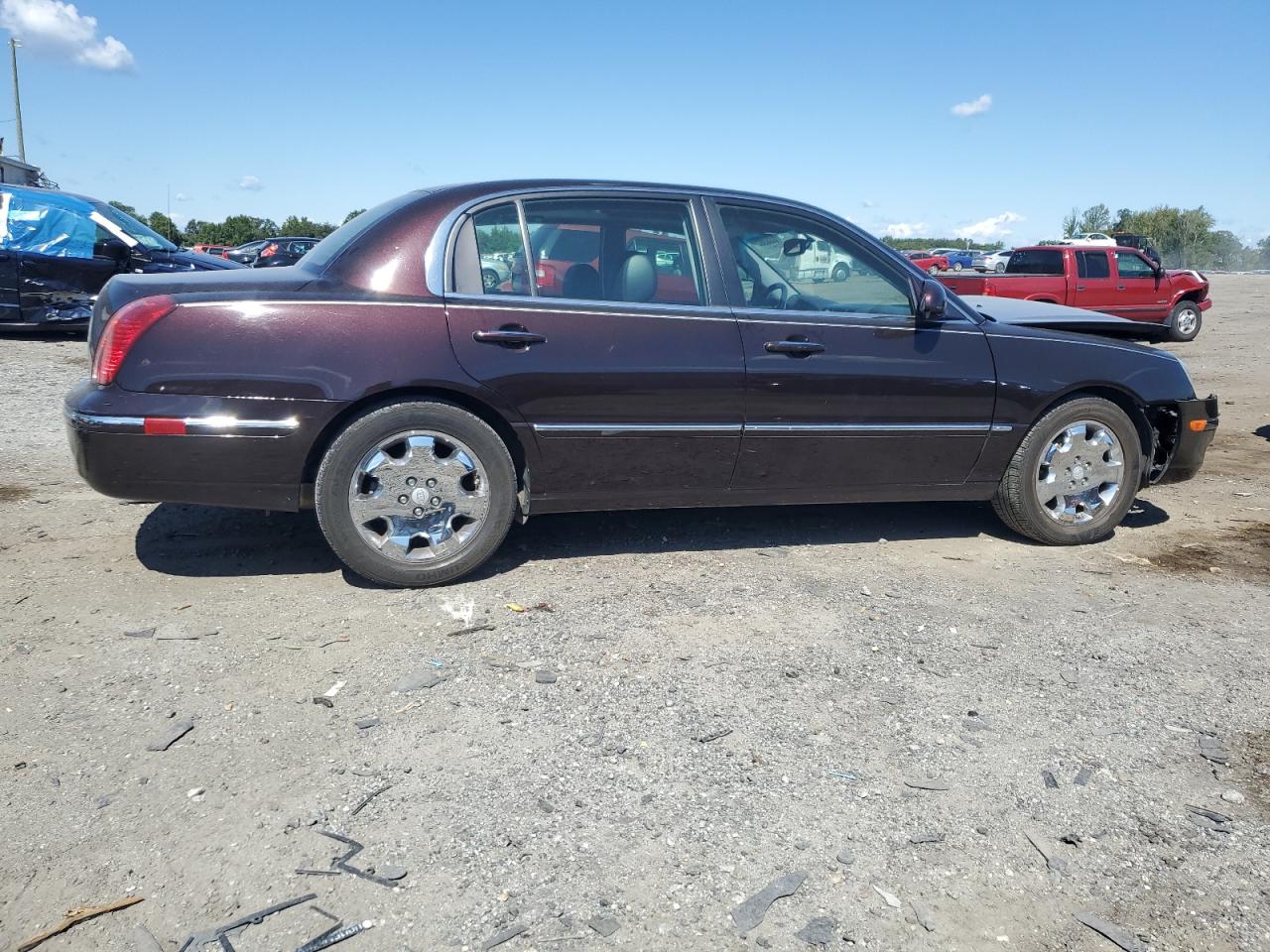 2008 Kia Amanti Maroon vin: KNALD125485150902