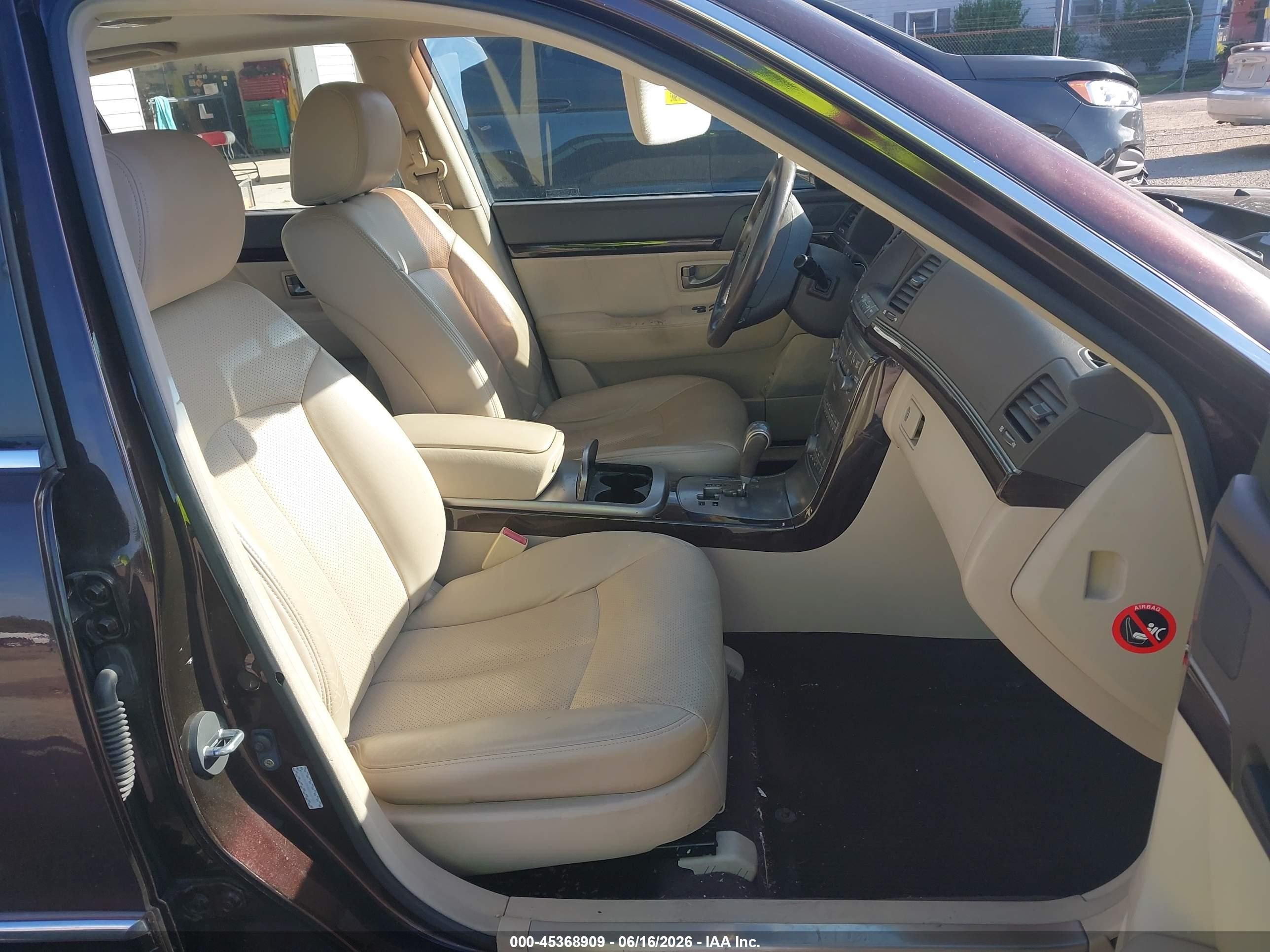 2008 Kia Amanti   Purple vin: KNALD125485160927