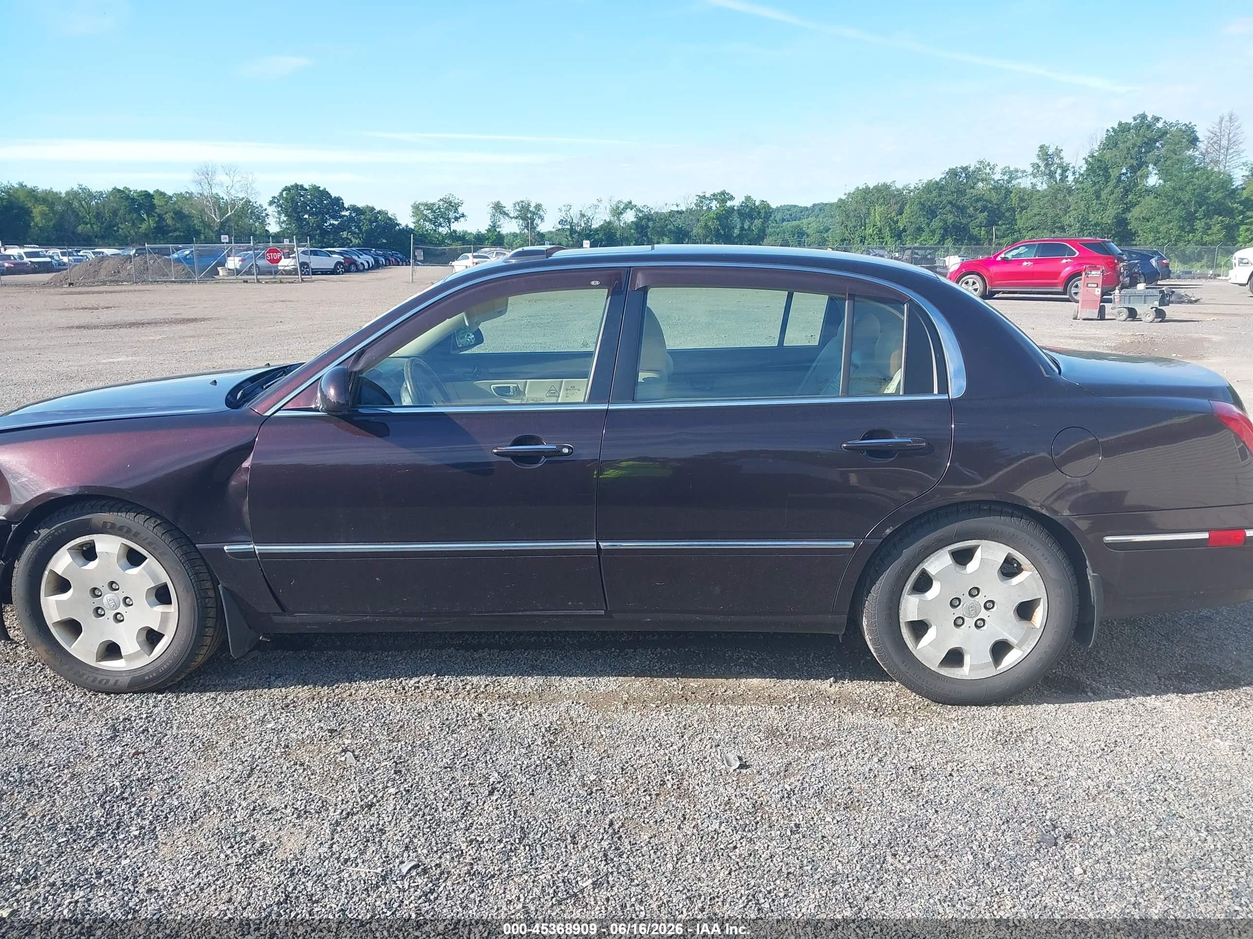 2008 Kia Amanti   Purple vin: KNALD125485160927
