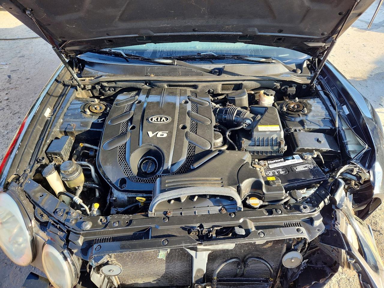 2008 Kia Amanti Base Черный vin: KNALD125985154783