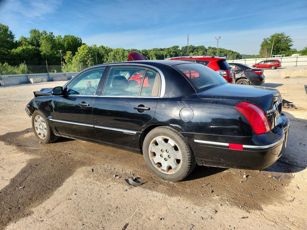 2008 Kia Amanti Base Черный vin: KNALD125985154783