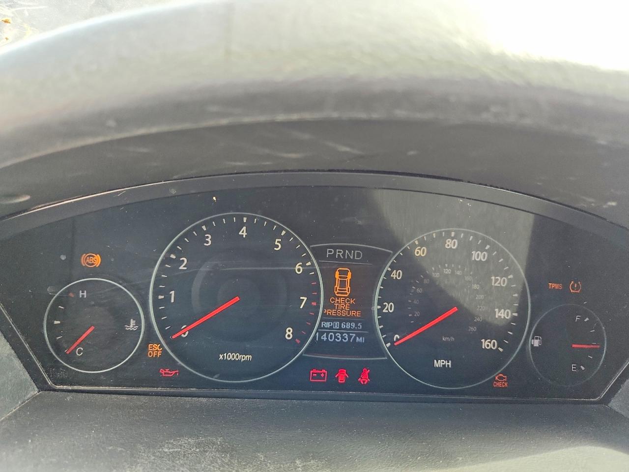 2008 Kia Amanti Base Черный vin: KNALD125985154783