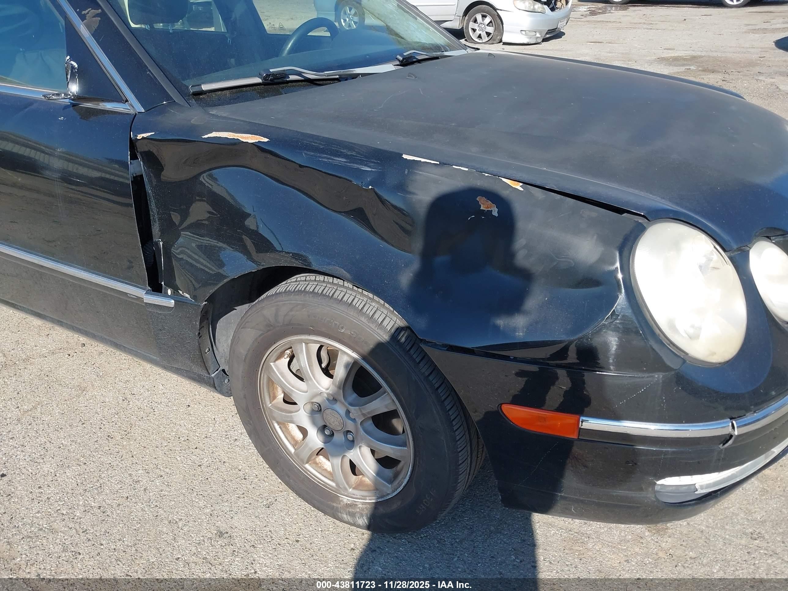 2008 Kia Amanti   Black vin: KNALD125985155335