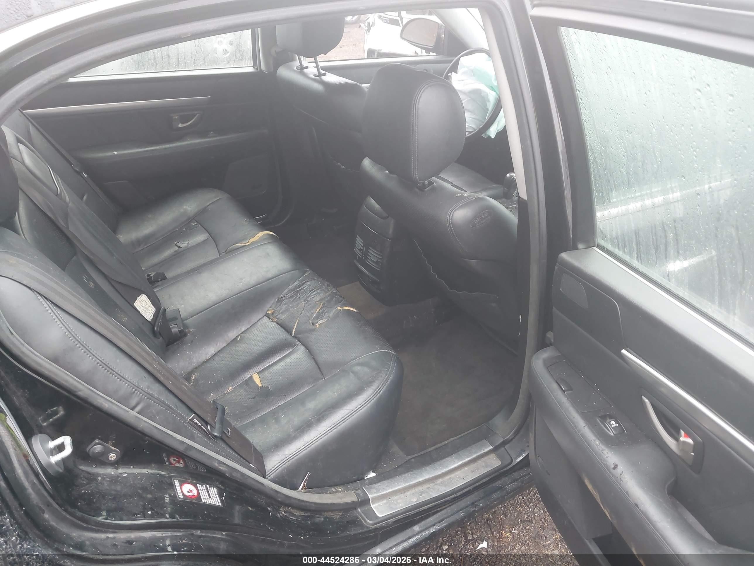 2008 Kia Amanti   Черный vin: KNALD125X85160981