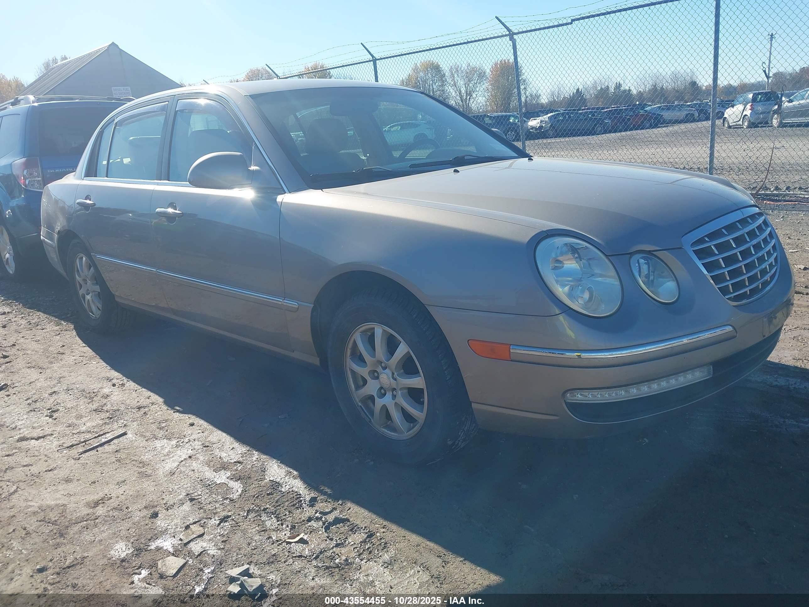 2008 Kia Amanti   Желто-коричневый vin: KNALD125X85167803
