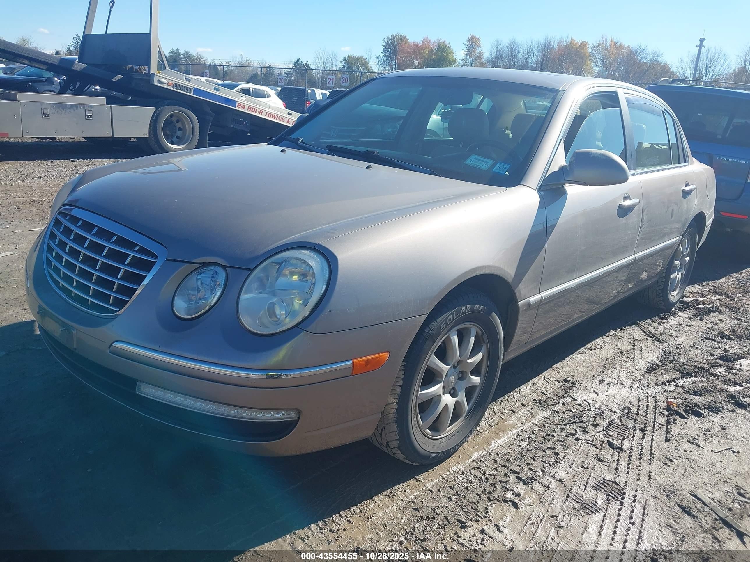 2008 Kia Amanti   Желто-коричневый vin: KNALD125X85167803