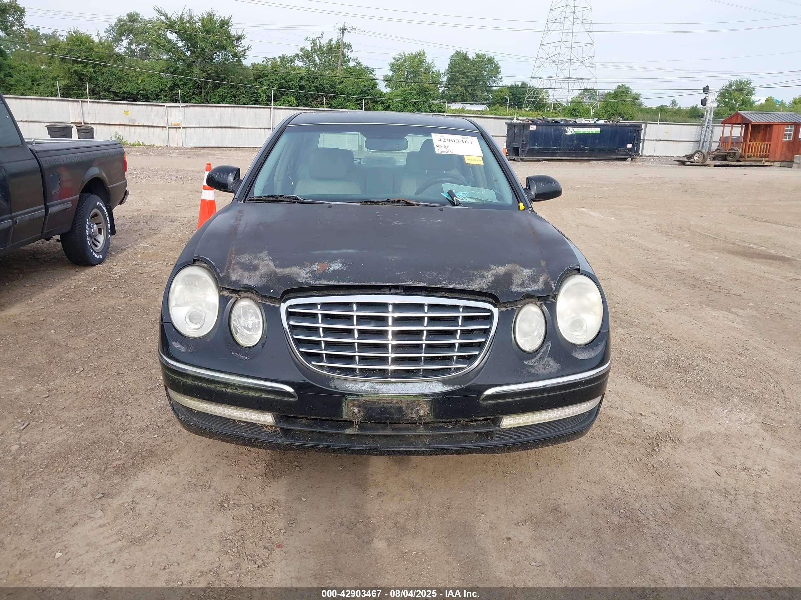 2009 Kia Amanti   Black vin: KNALD225X95170093