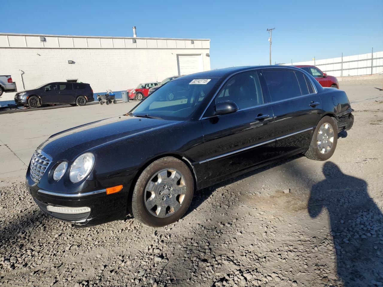 2009 Kia Amanti Black vin: KNALD225X95171762