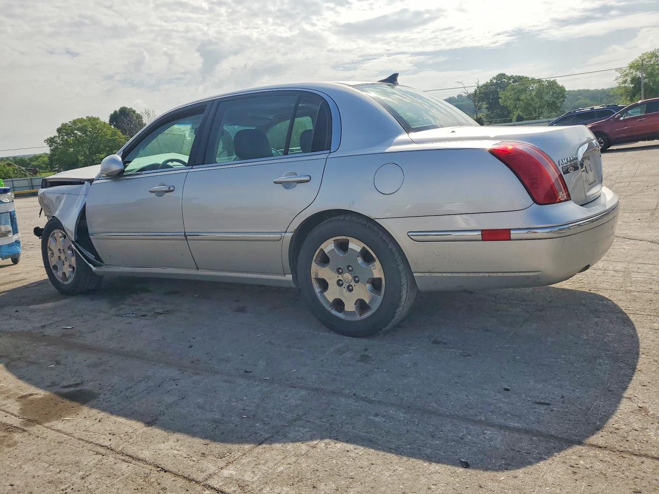 2009 Kia Amanti Base Silver vin: KNALD225X95174158
