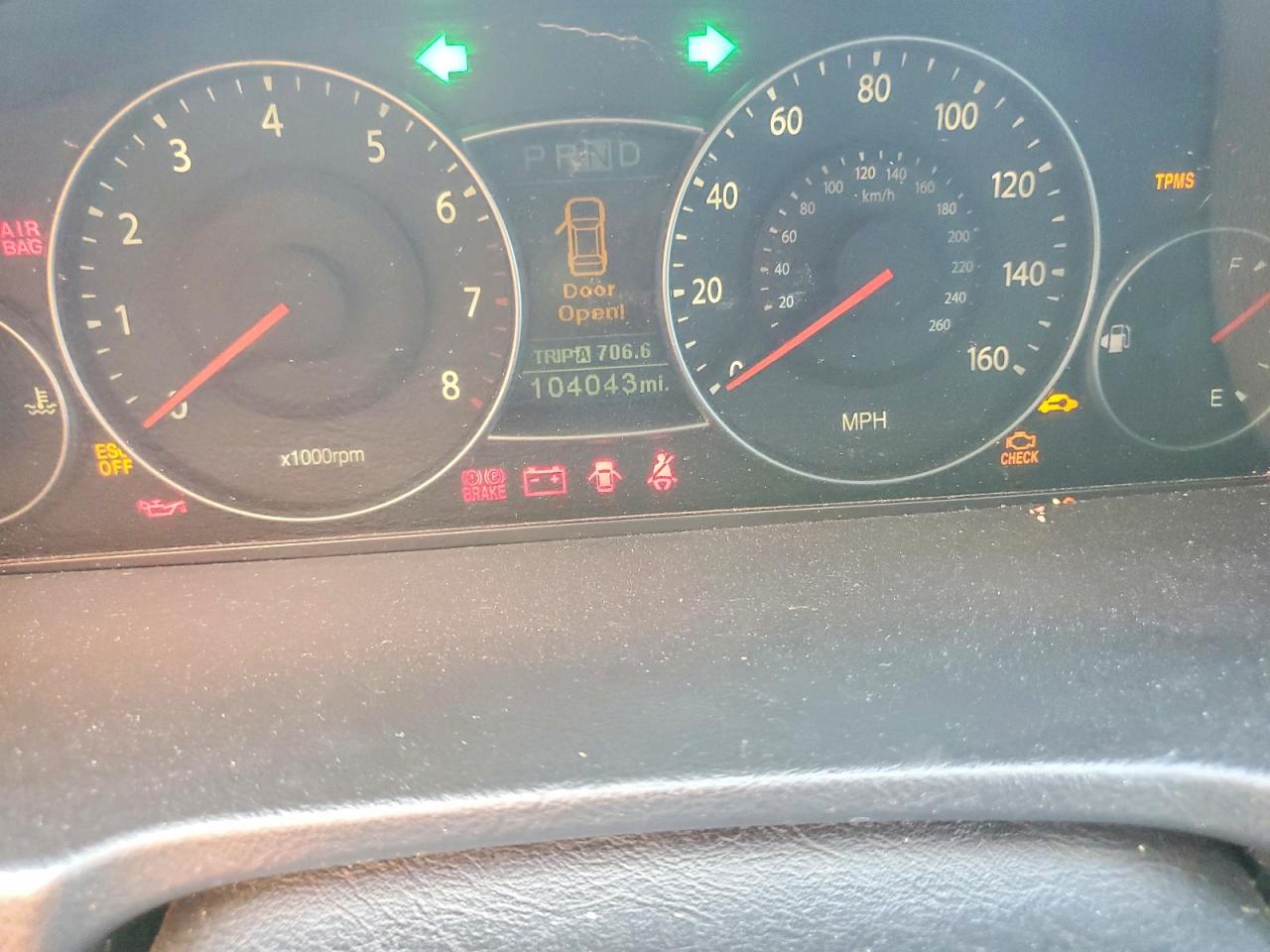 2009 Kia Amanti Base Silver vin: KNALD225X95174158