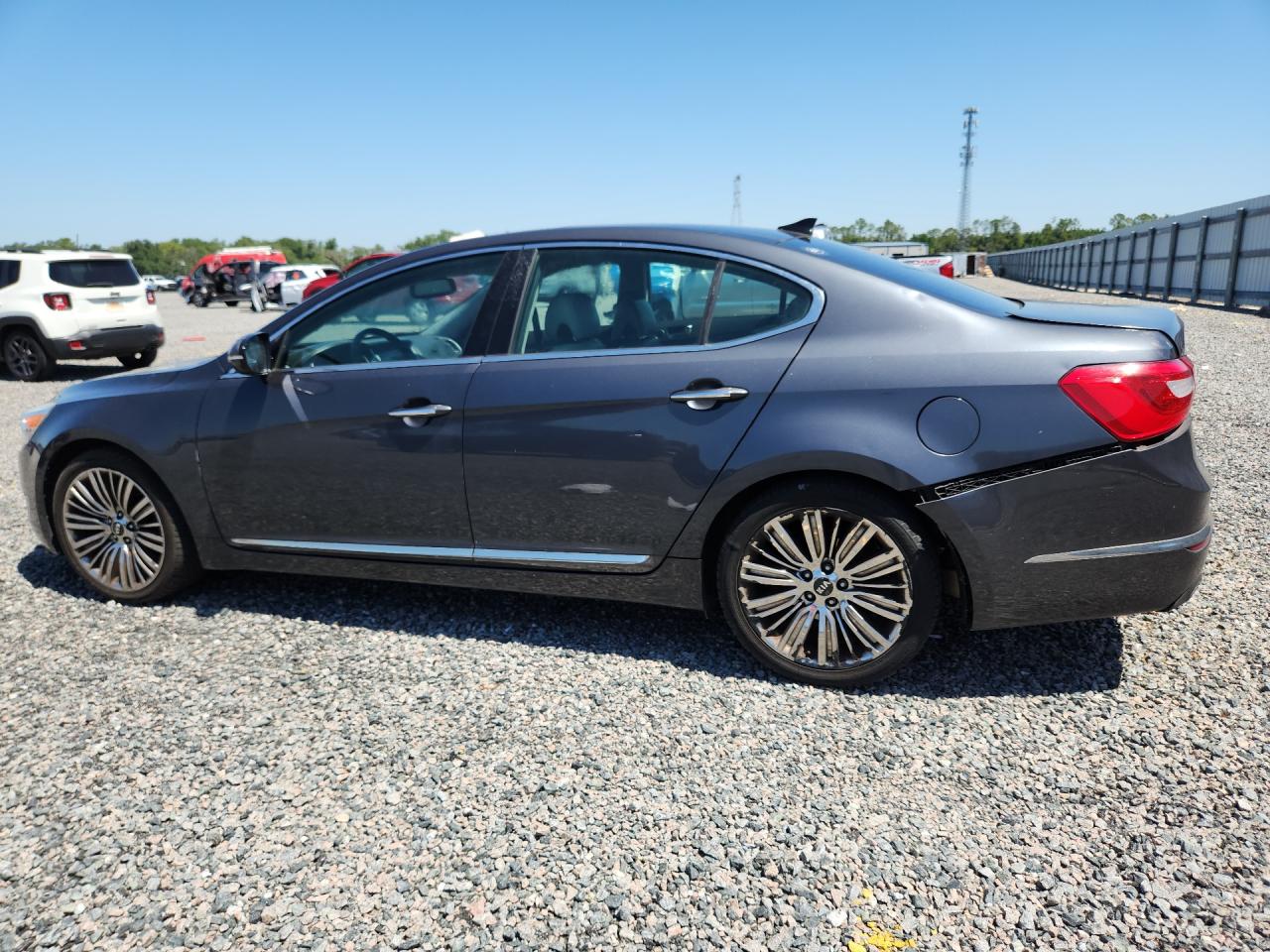 2014 Kia Cadenza Limited Black vin: KNALN4D70E5151747