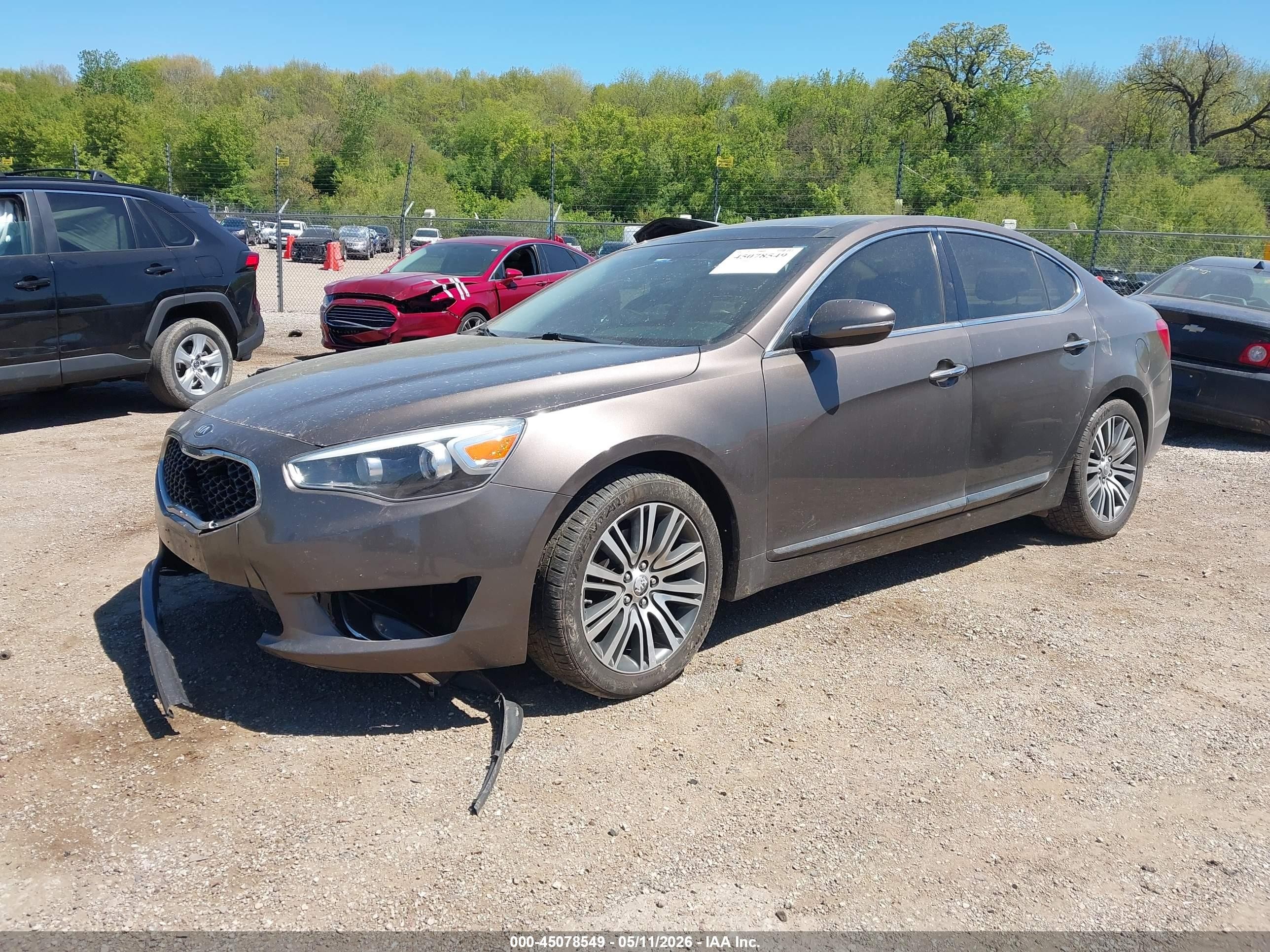 2014 Kia Cadenza Premium Gray vin: KNALN4D70E5160738