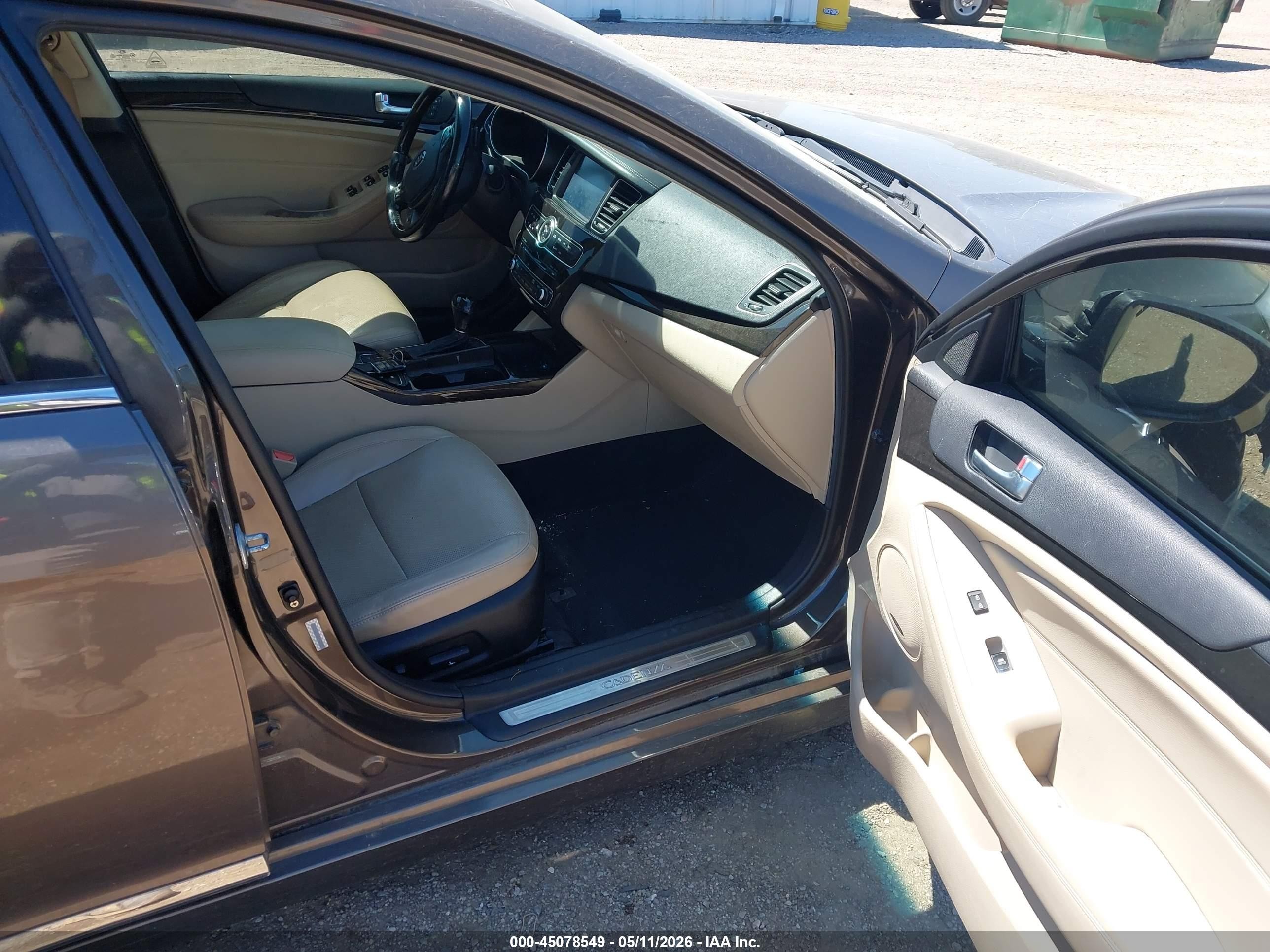 2014 Kia Cadenza Premium Gray vin: KNALN4D70E5160738