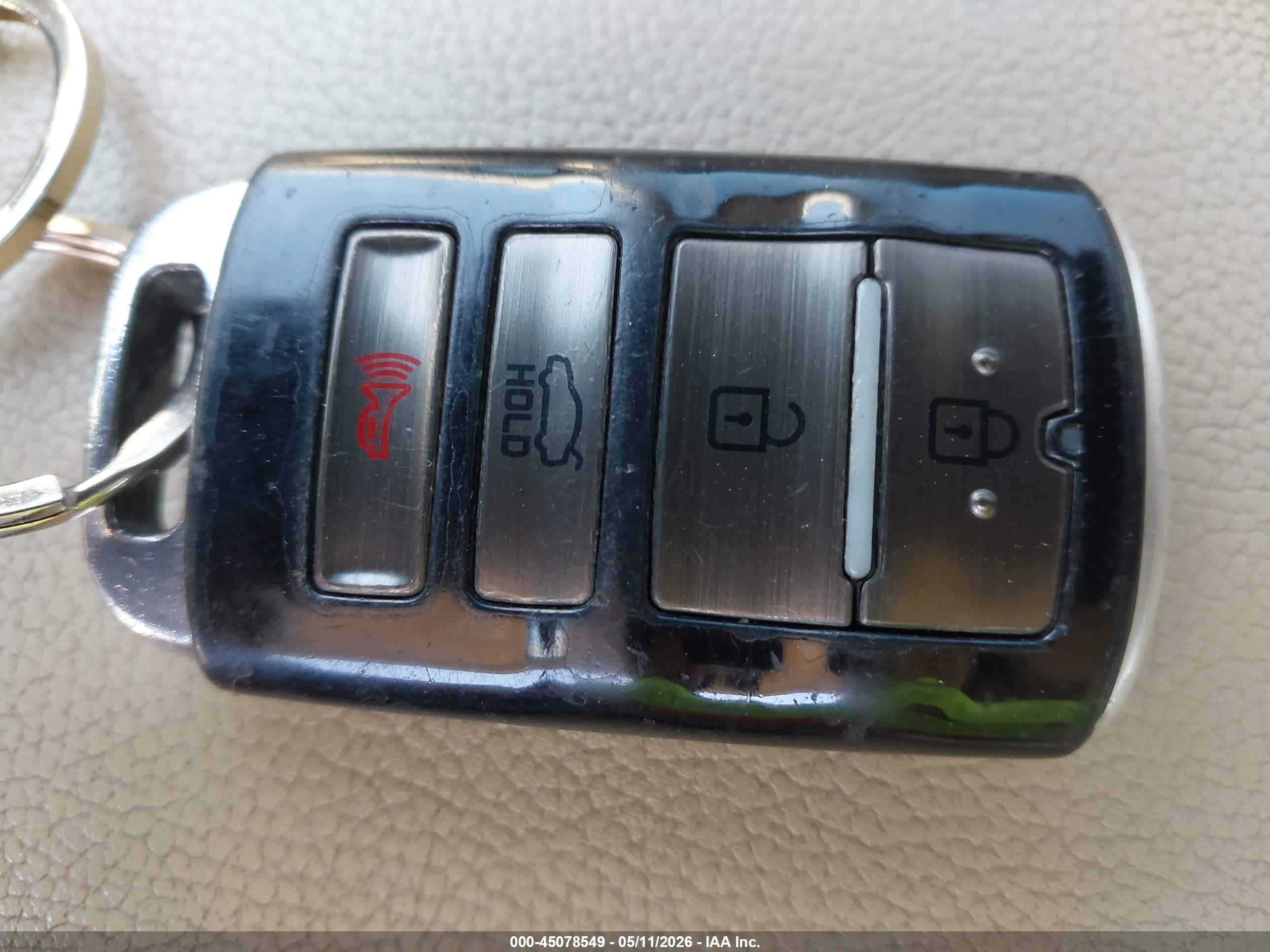2014 Kia Cadenza Premium Gray vin: KNALN4D70E5160738