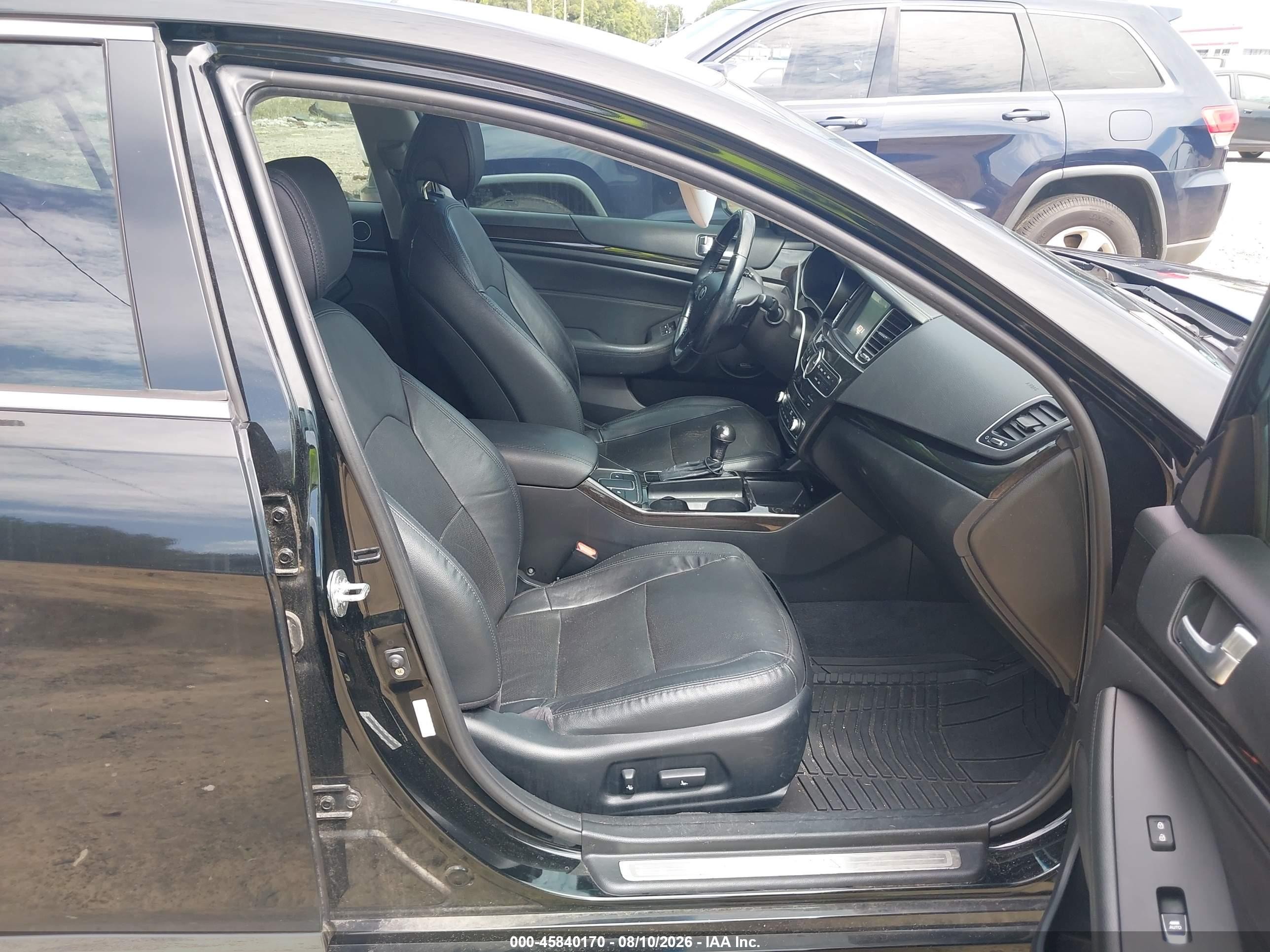 2014 Kia Cadenza Premium Black vin: KNALN4D70E5167494