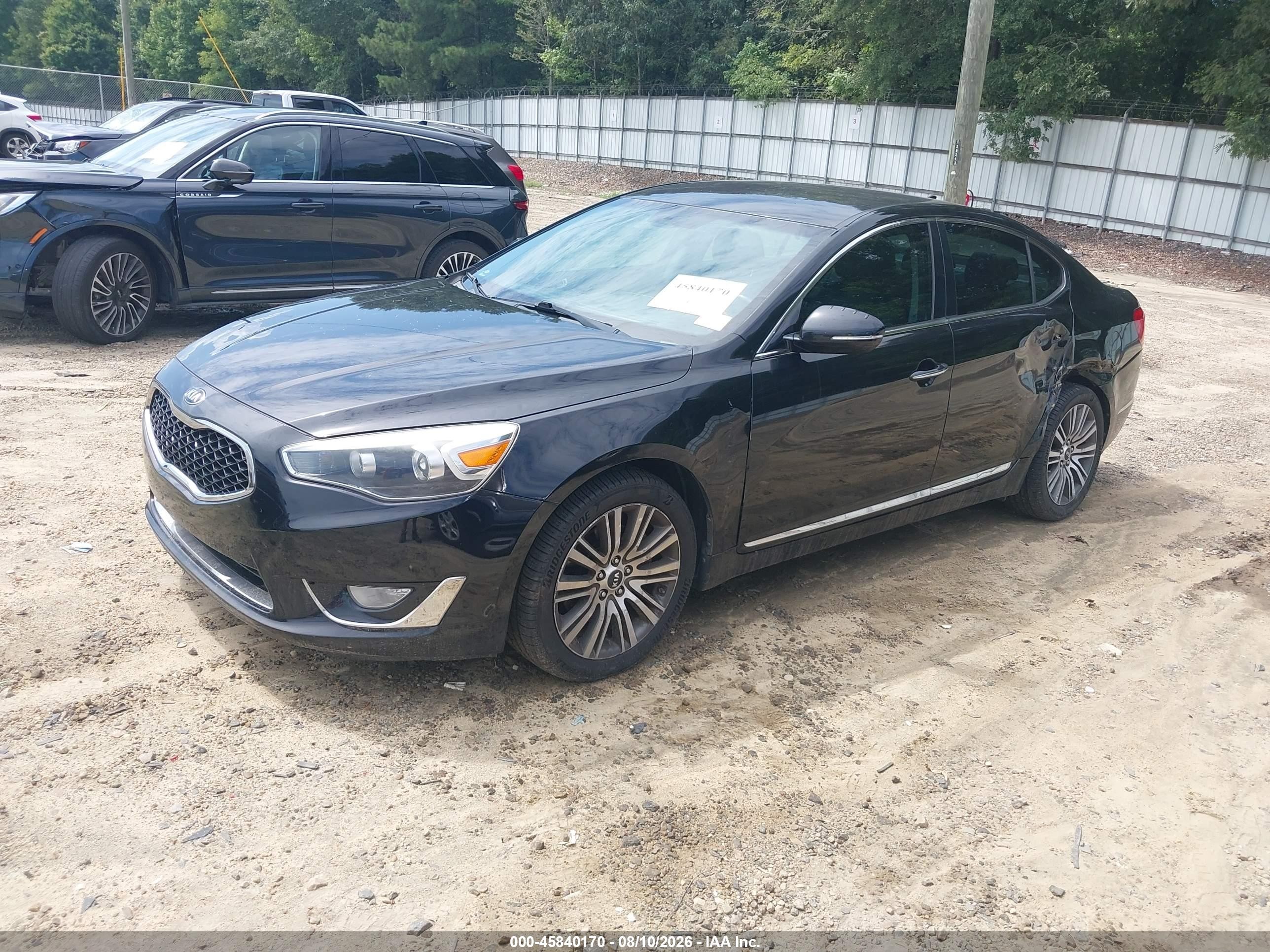 2014 Kia Cadenza Premium Black vin: KNALN4D70E5167494