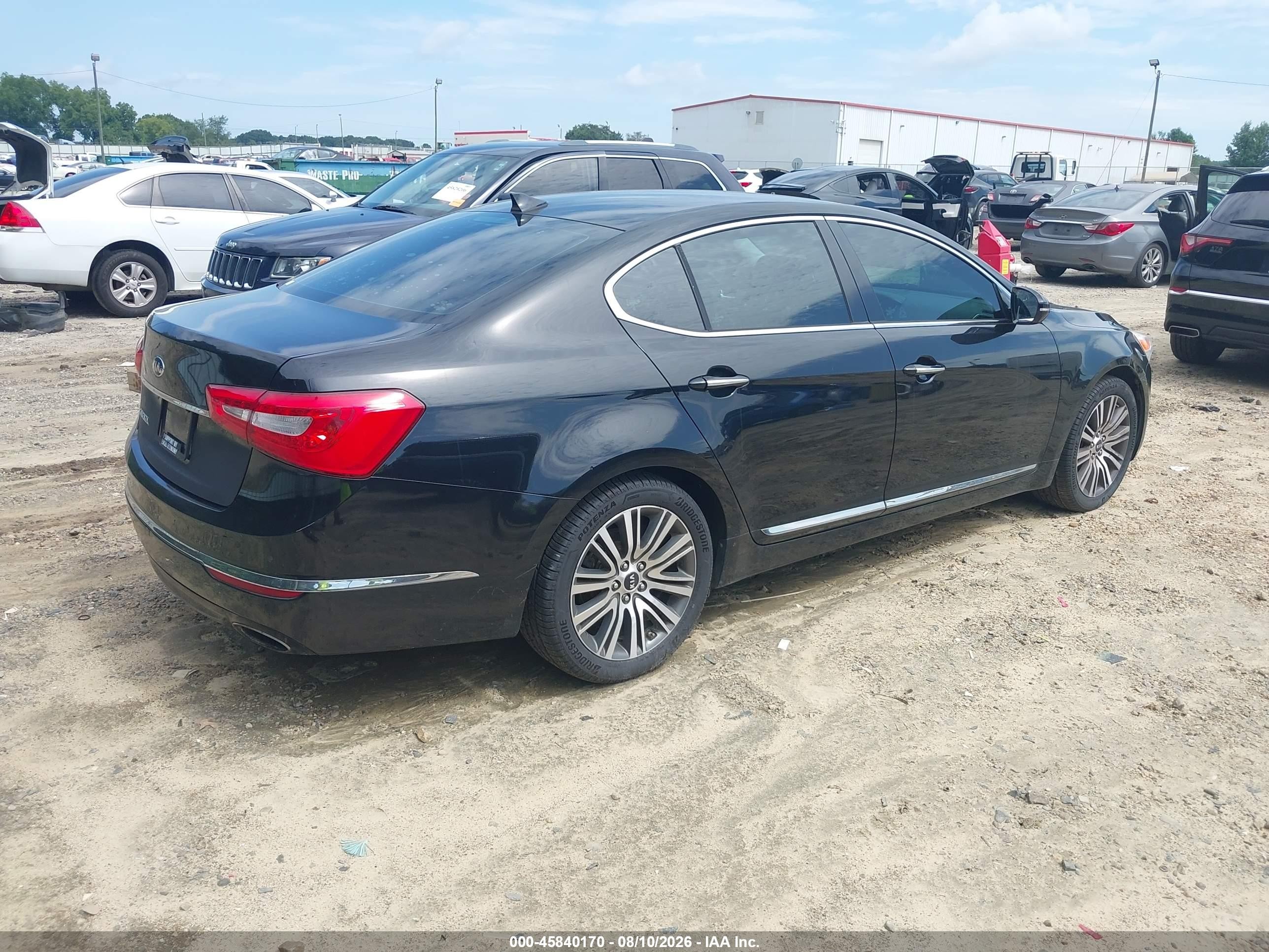 2014 Kia Cadenza Premium Black vin: KNALN4D70E5167494