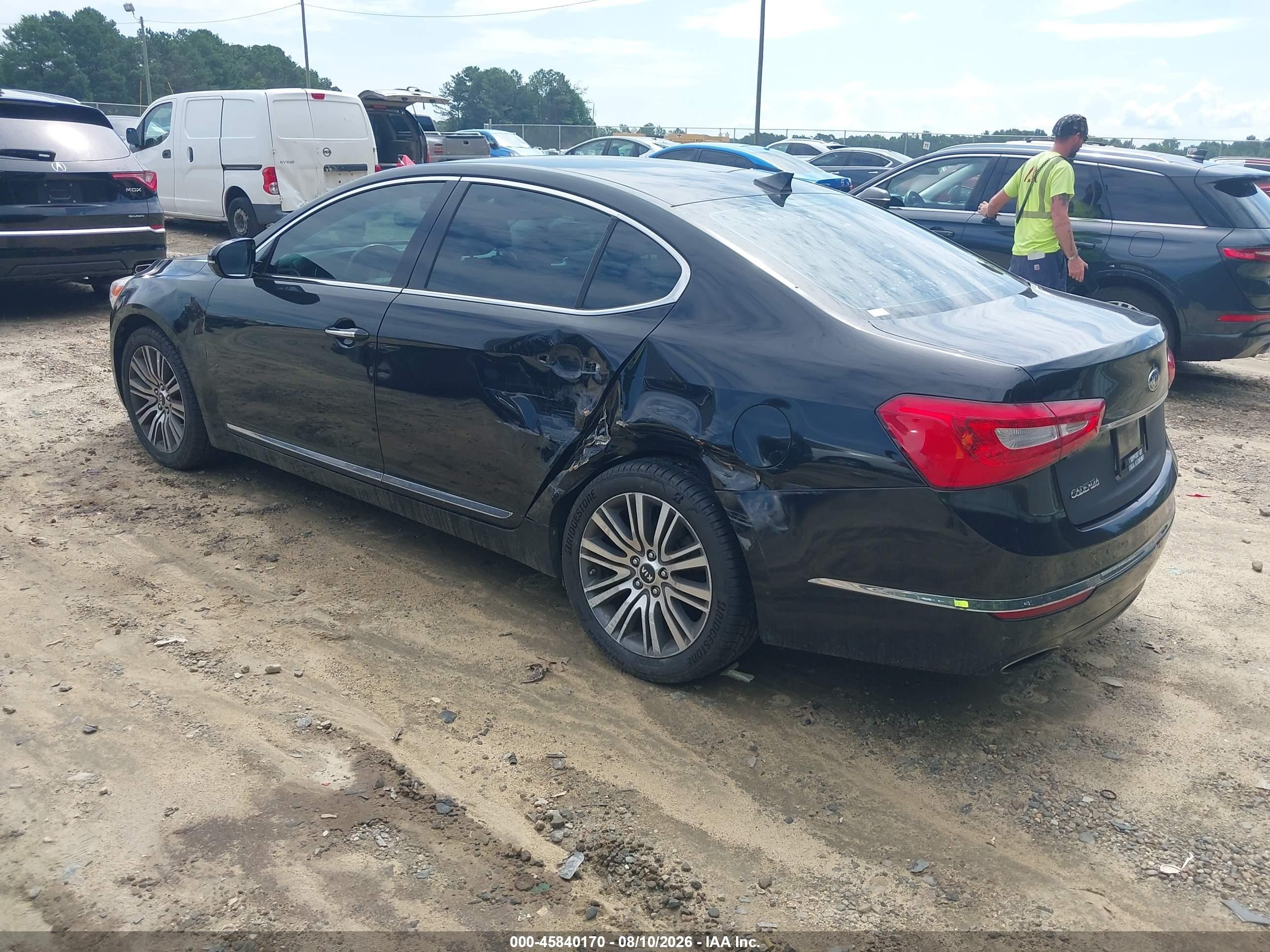 2014 Kia Cadenza Premium Black vin: KNALN4D70E5167494