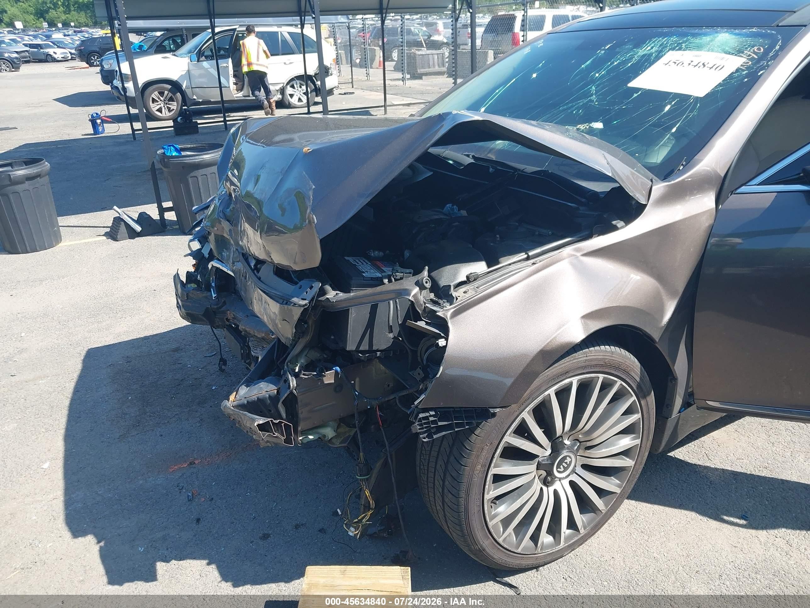 2015 Kia Cadenza Premium Black vin: KNALN4D70F5168257