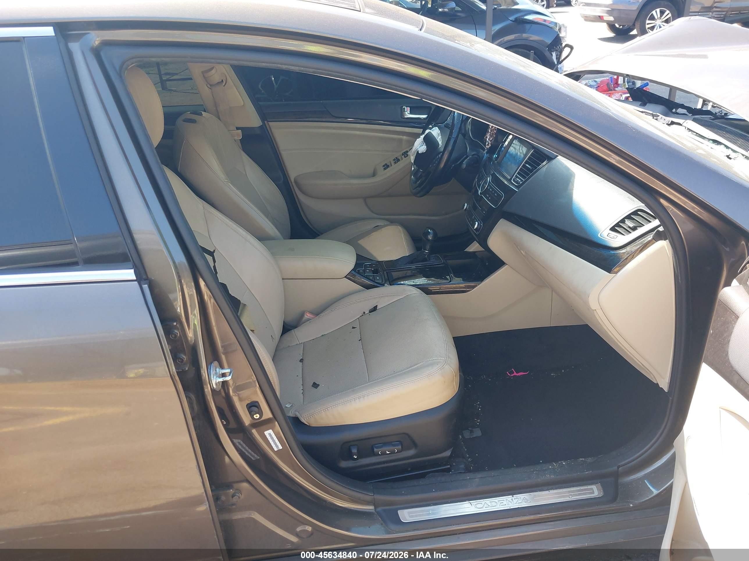 2015 Kia Cadenza Premium Black vin: KNALN4D70F5168257