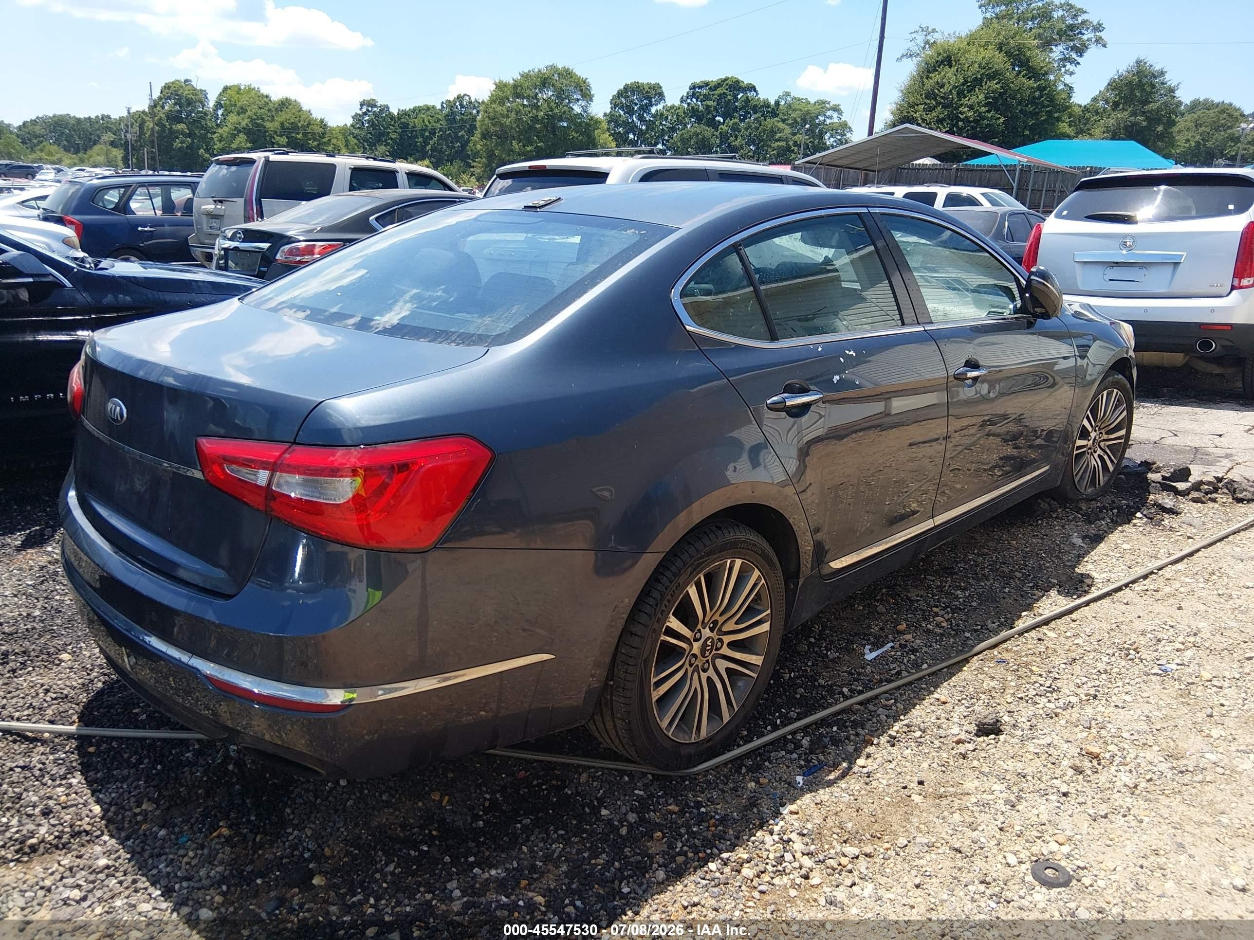 2015 Kia Cadenza Premium Gray vin: KNALN4D70F5168629