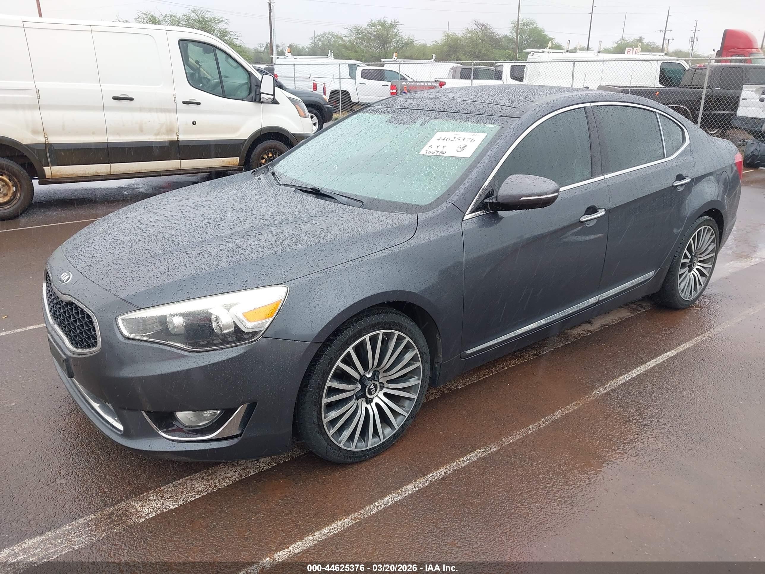 2015 Kia Cadenza Premium Gray vin: KNALN4D70F5176004