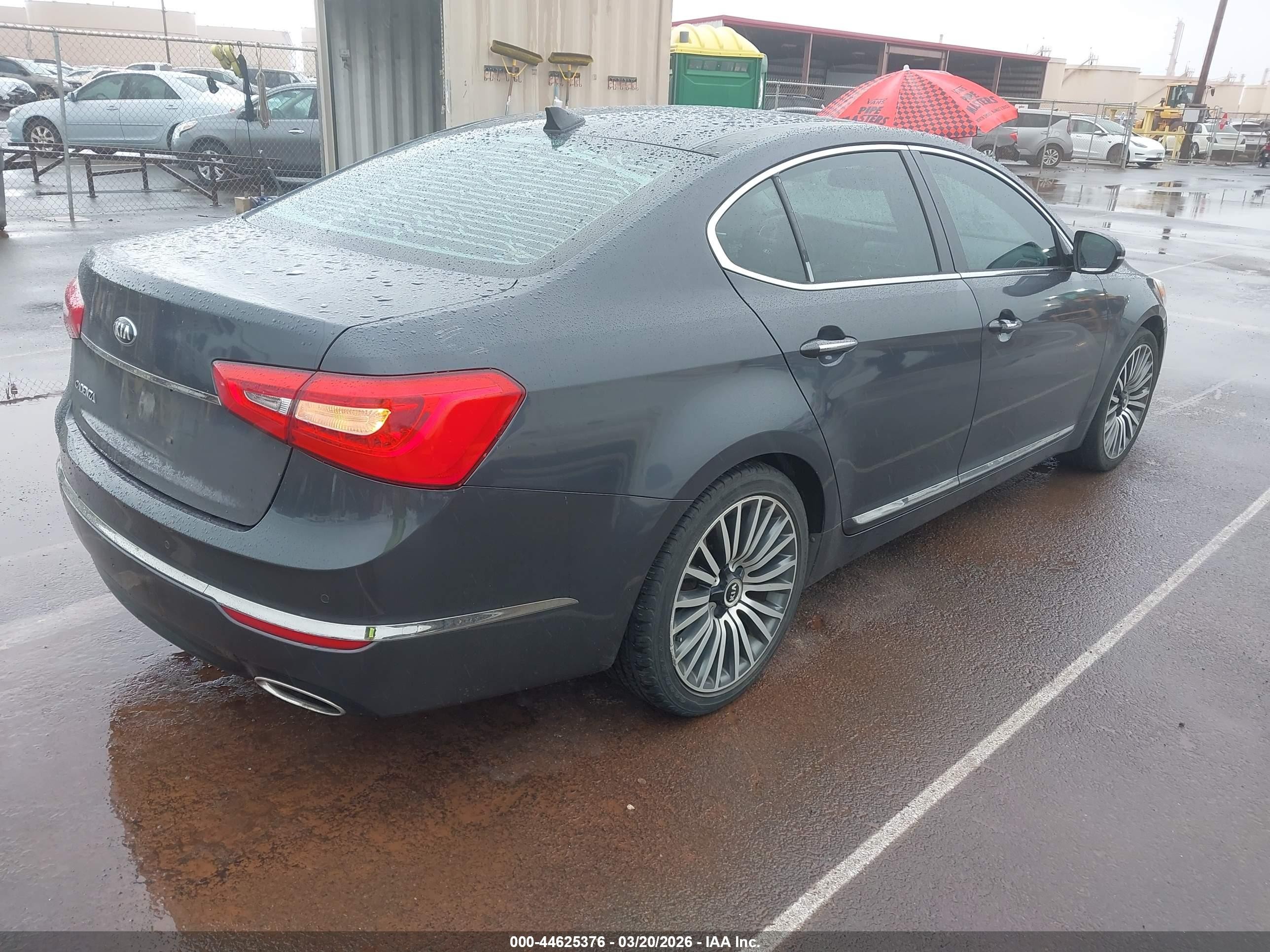 2015 Kia Cadenza Premium Gray vin: KNALN4D70F5176004