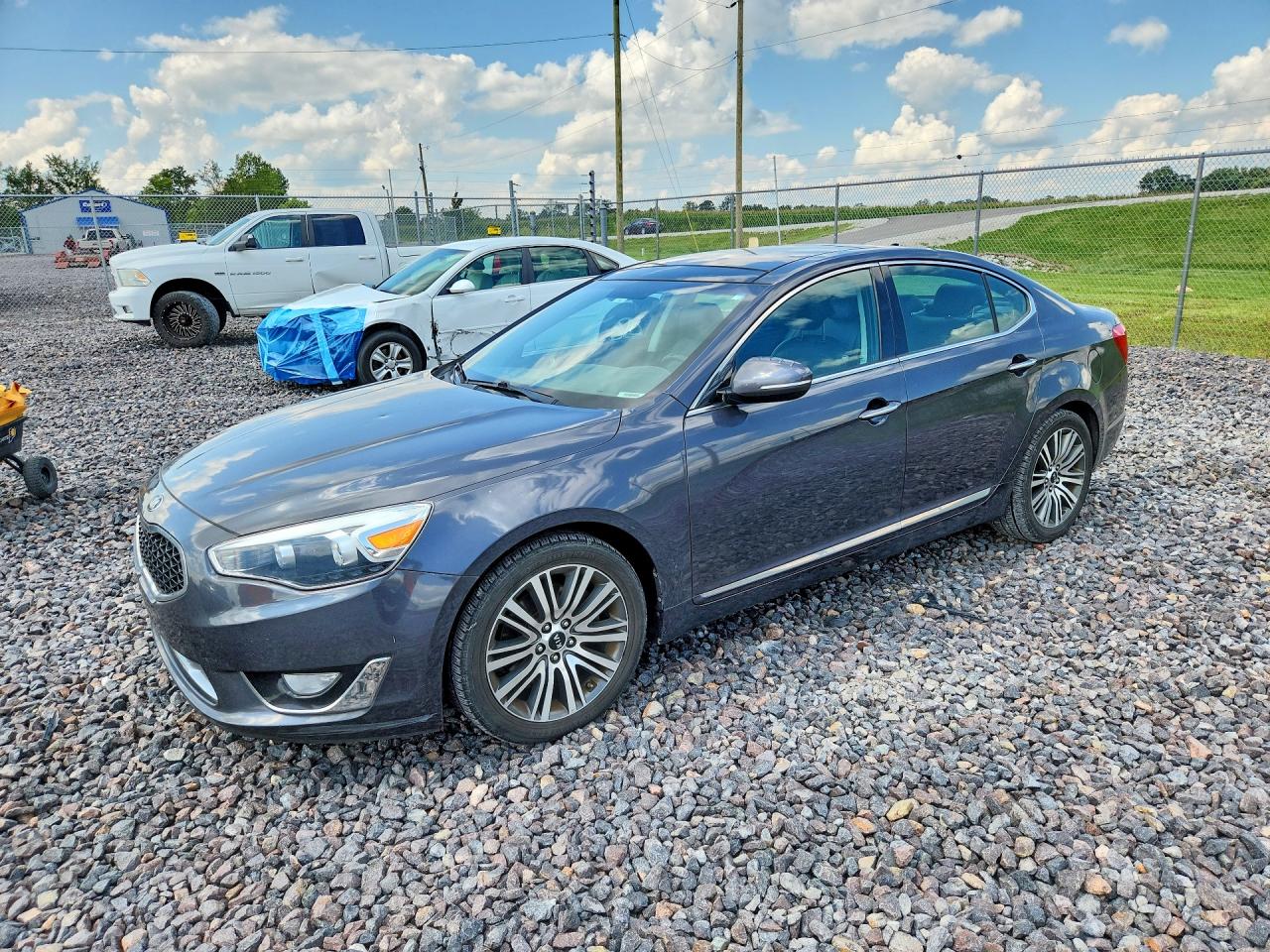 2015 Kia Cadenza Premium Gray vin: KNALN4D70F5197600