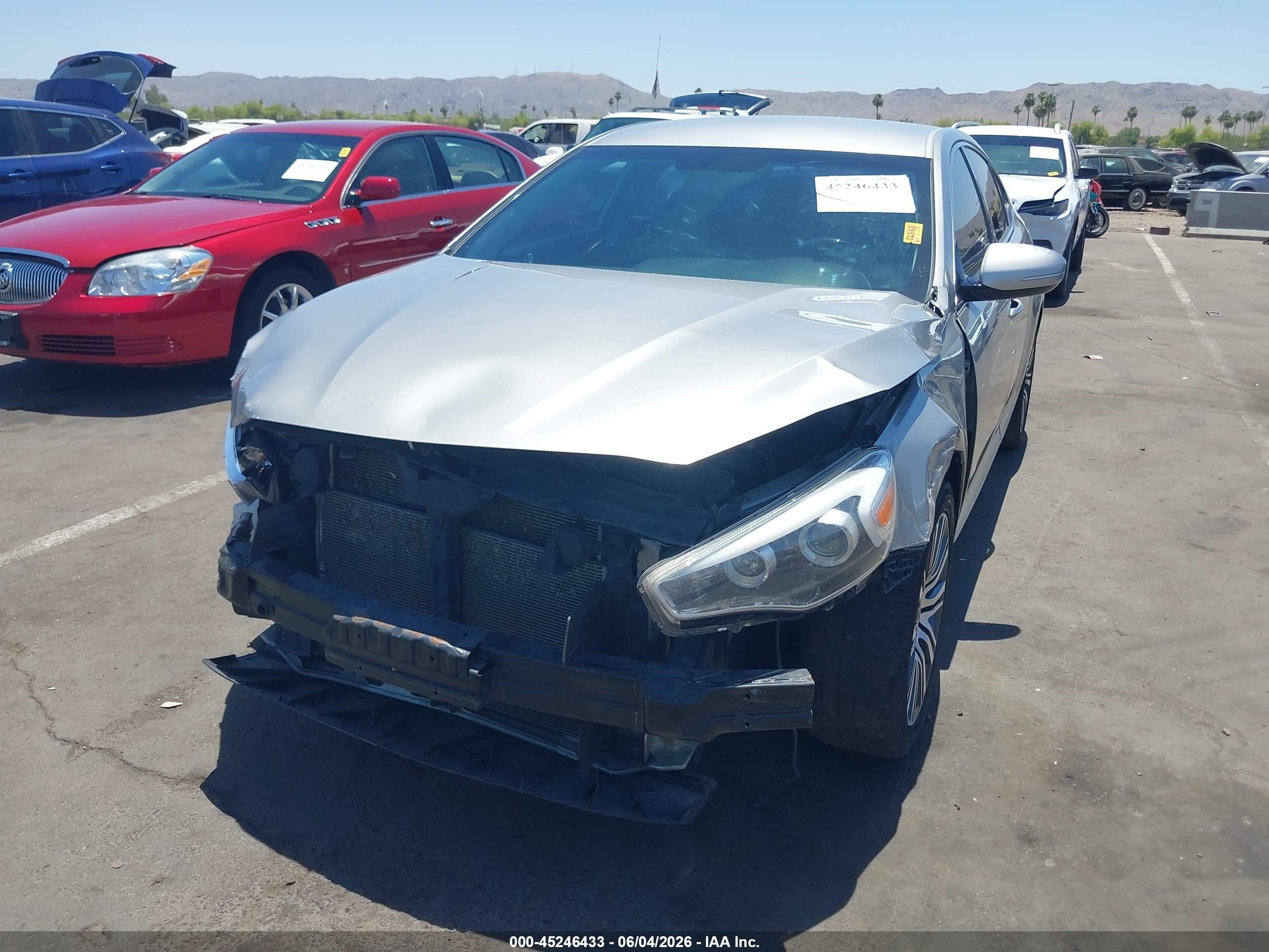 2014 Kia Cadenza Premium Silver vin: KNALN4D71E5119681