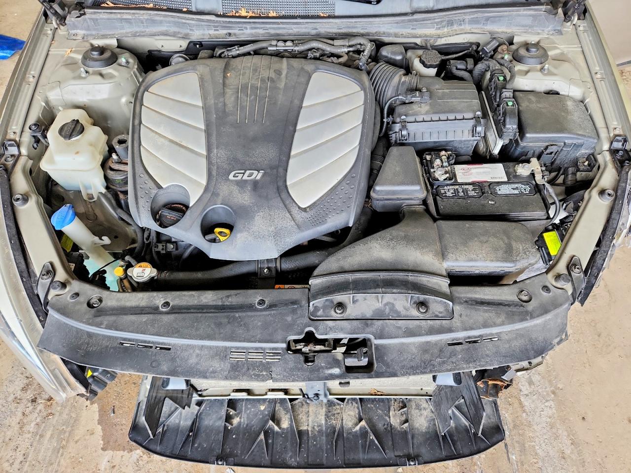 2014 Kia Cadenza Premium Gold vin: KNALN4D71E5121480