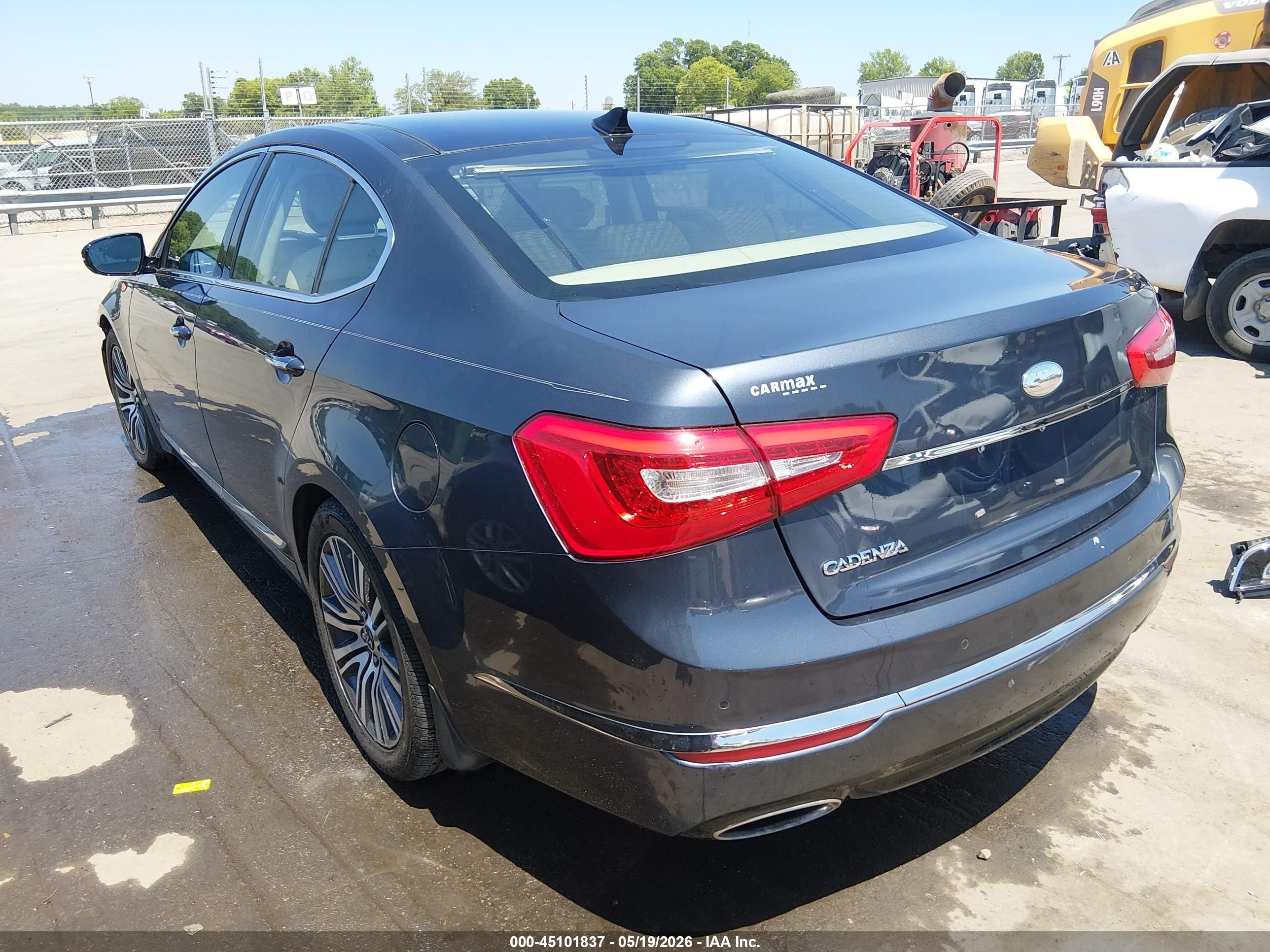 2014 Kia Cadenza Premium Blue vin: KNALN4D71E5132267