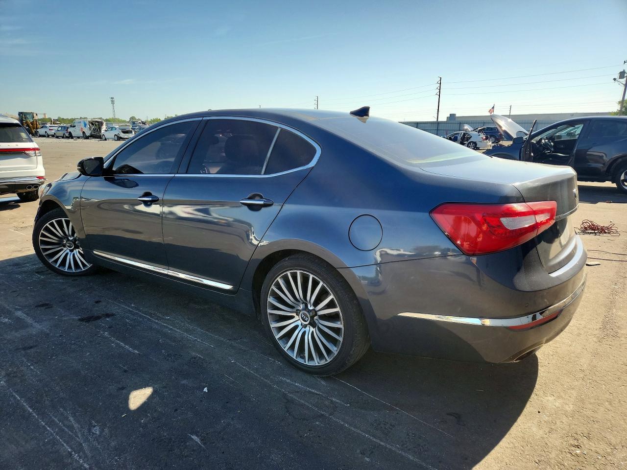 2015 Kia Cadenza Premium Charcoal vin: KNALN4D71F5184774