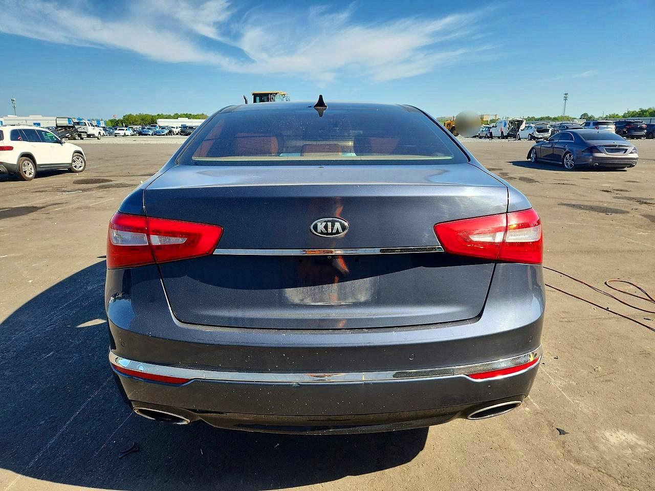 2015 Kia Cadenza Premium Charcoal vin: KNALN4D71F5184774