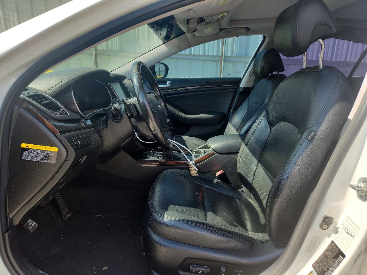 2015 Kia Cadenza Premium White vin: KNALN4D71F5185620
