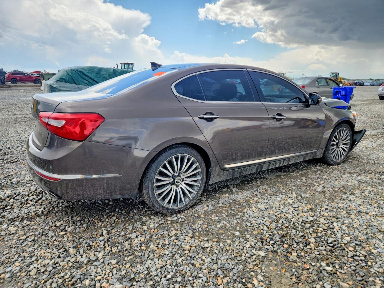 2014 Kia Cadenza Premium Желто-коричневый vin: KNALN4D72E5125781